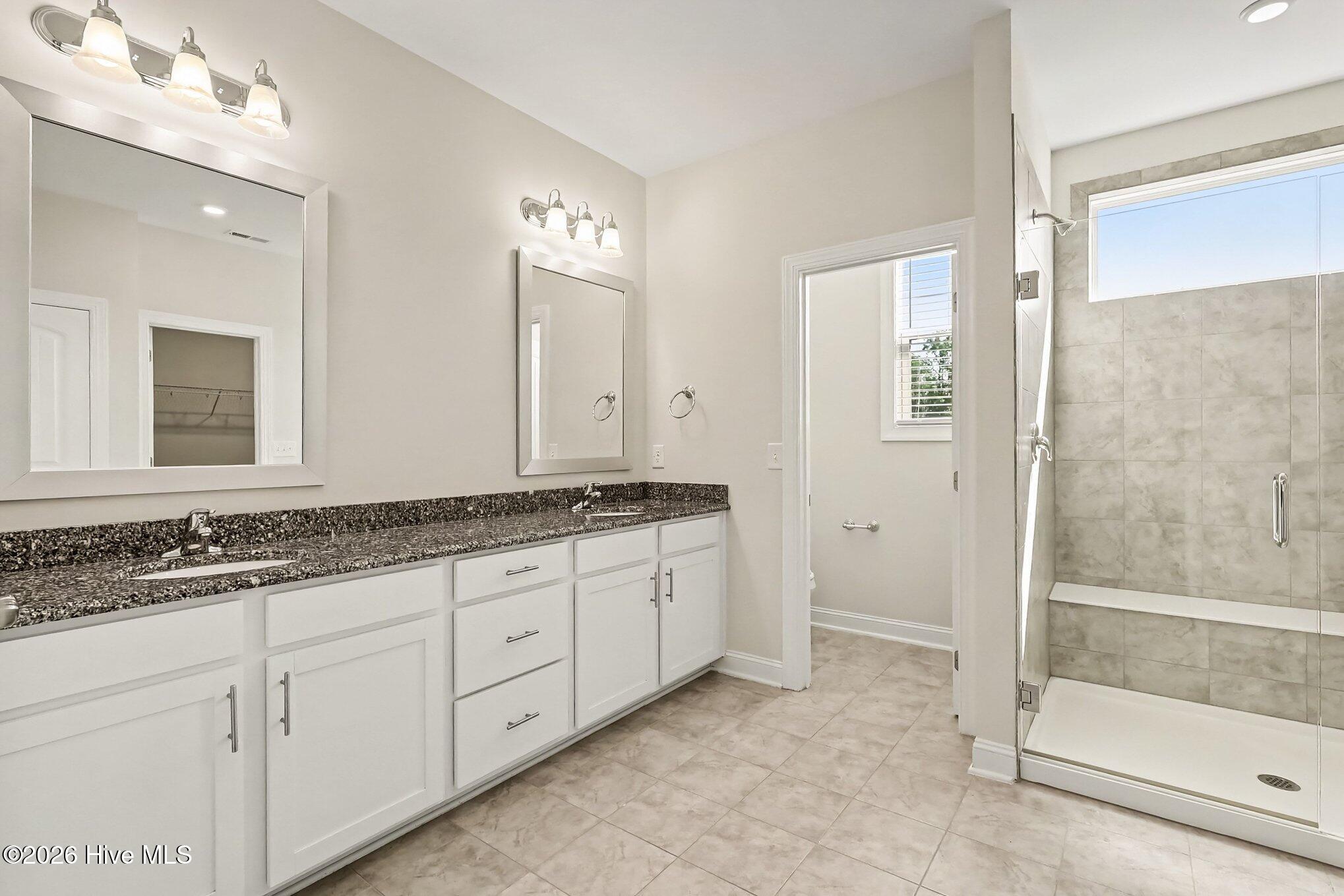 1018 Traditions Ridge Drive Property Photo 25