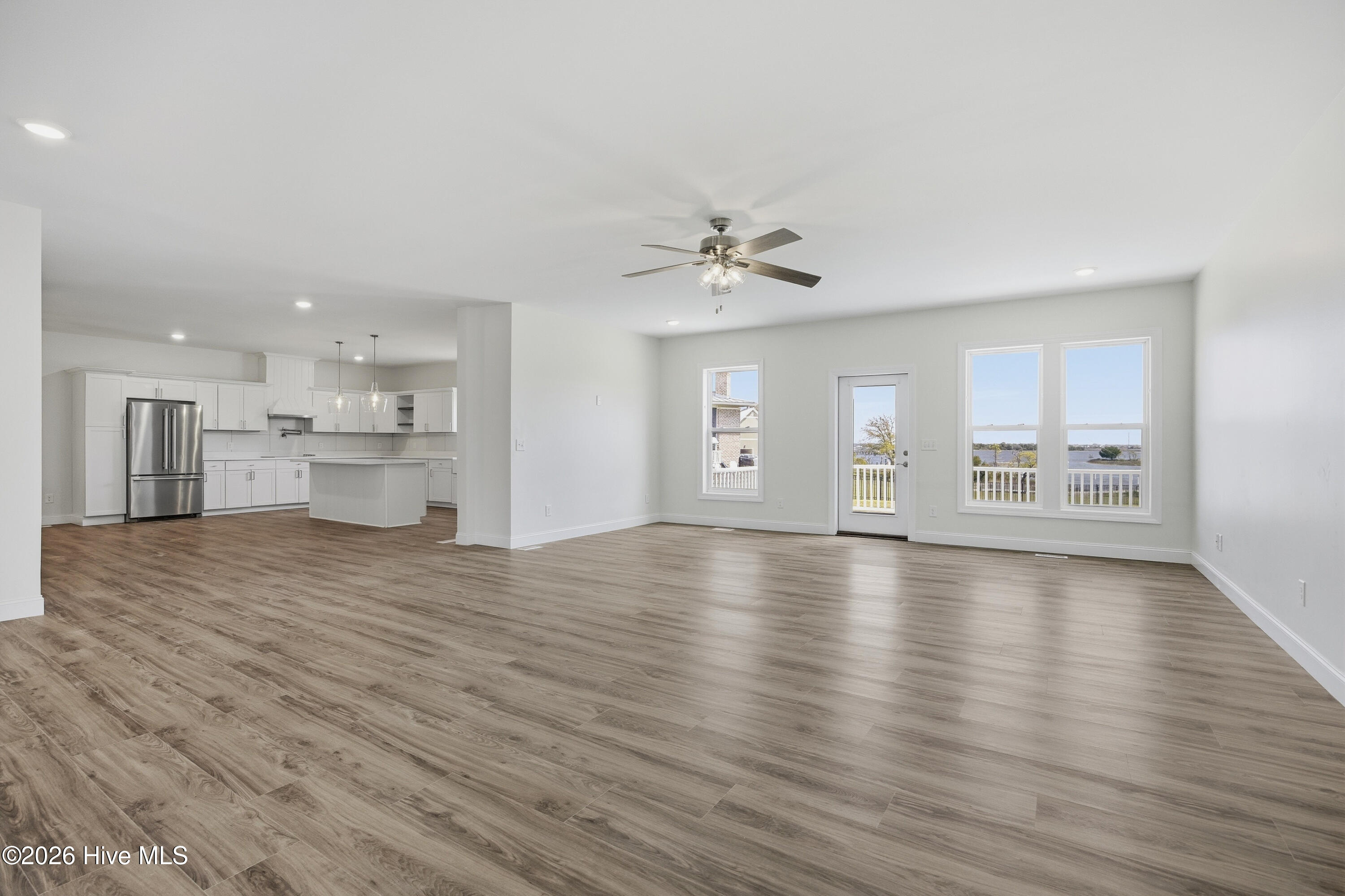 106 Elizabeth Way Court Property Photo 15