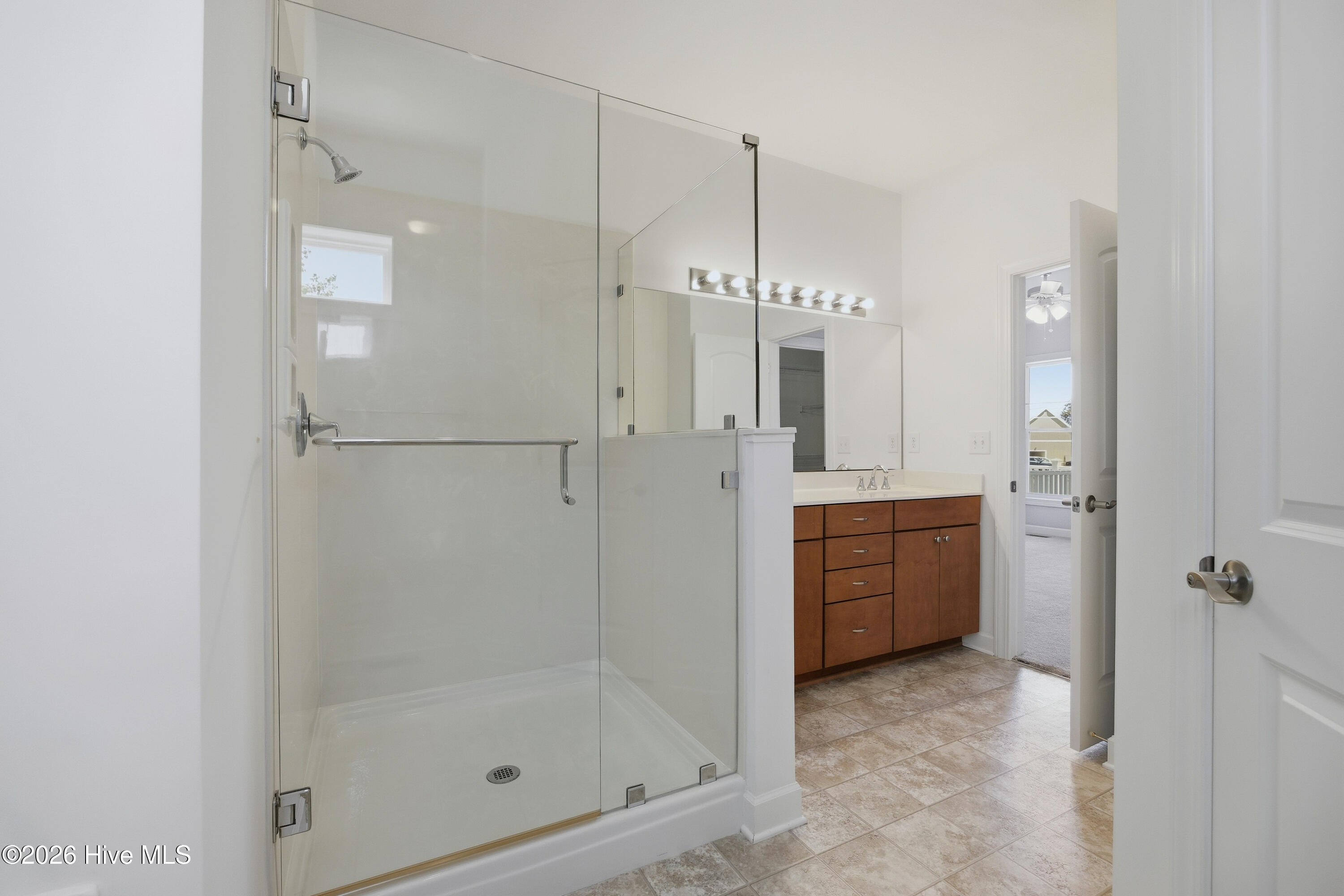 106 Elizabeth Way Court Property Photo 30