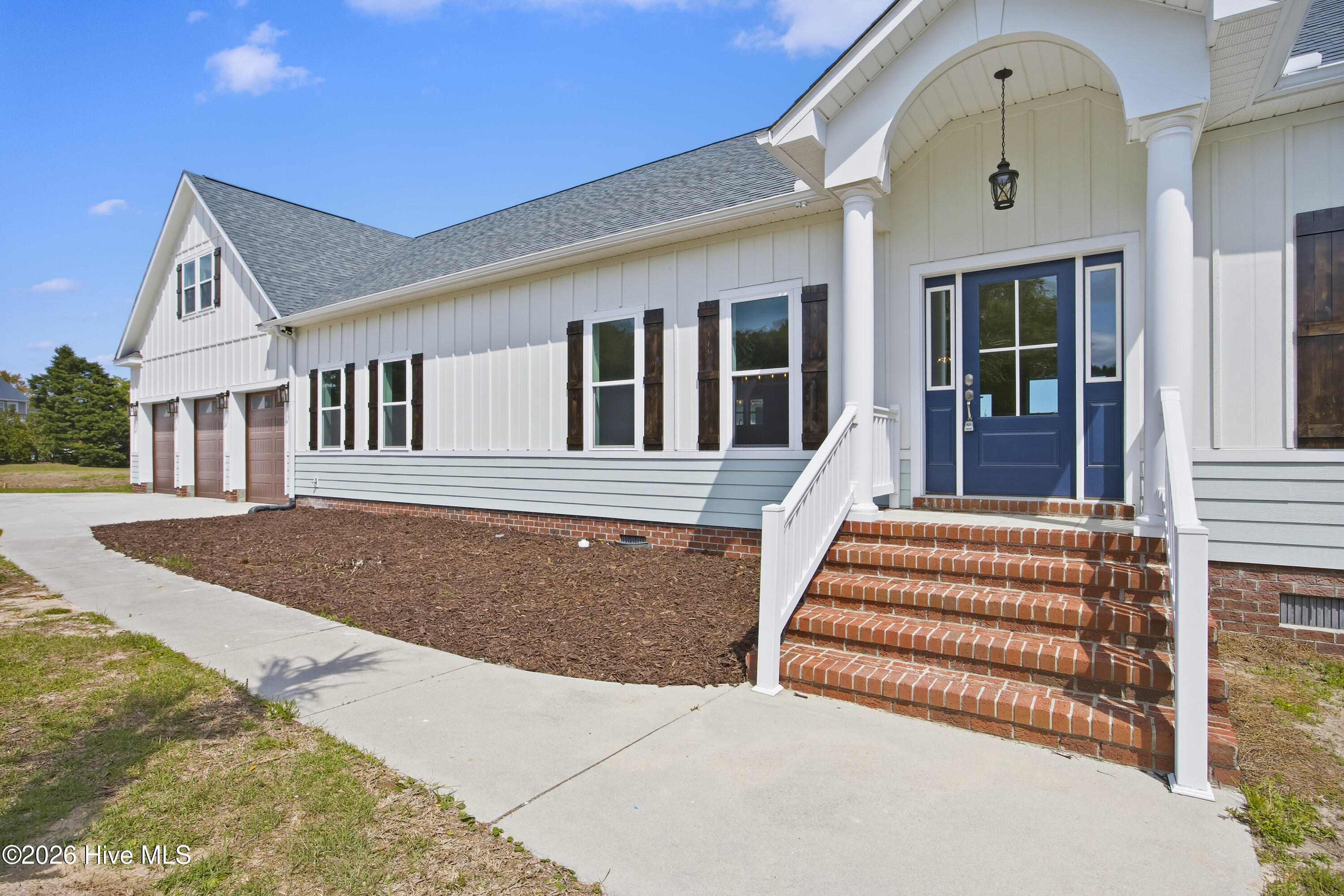 106 Elizabeth Way Court Property Photo 35