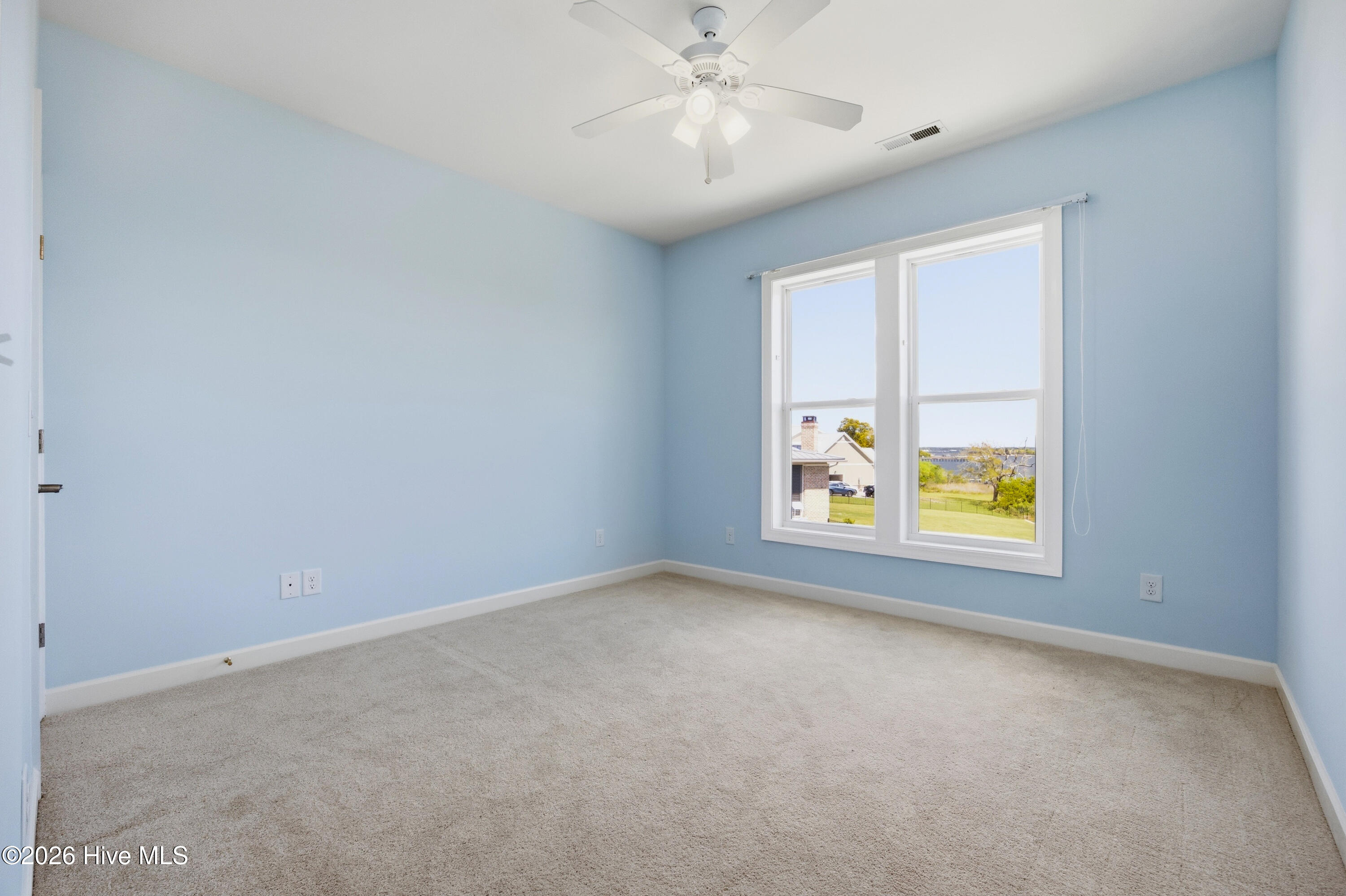 106 Elizabeth Way Court Property Photo 38