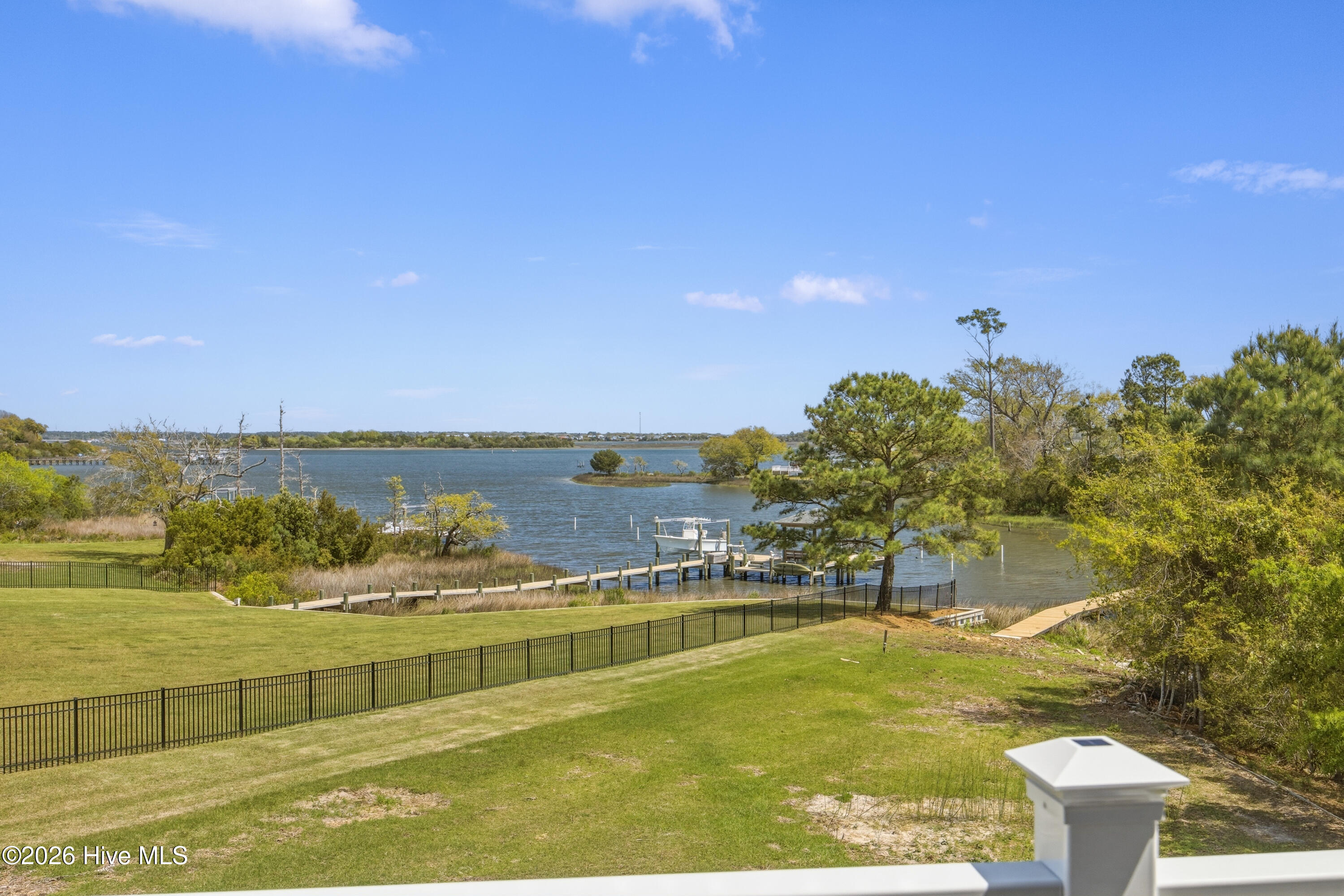 106 Elizabeth Way Court Property Photo 44