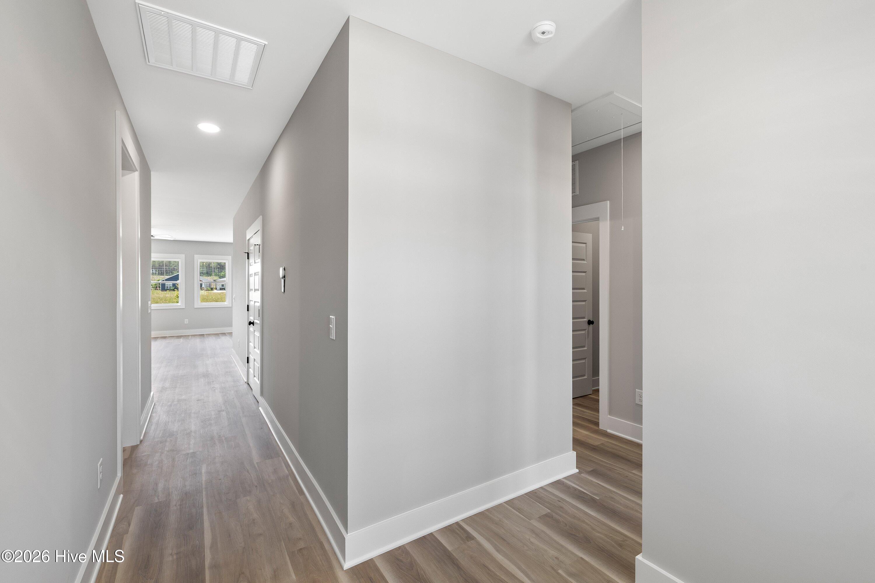 4401 Fairhaven Drive W Property Photo 4
