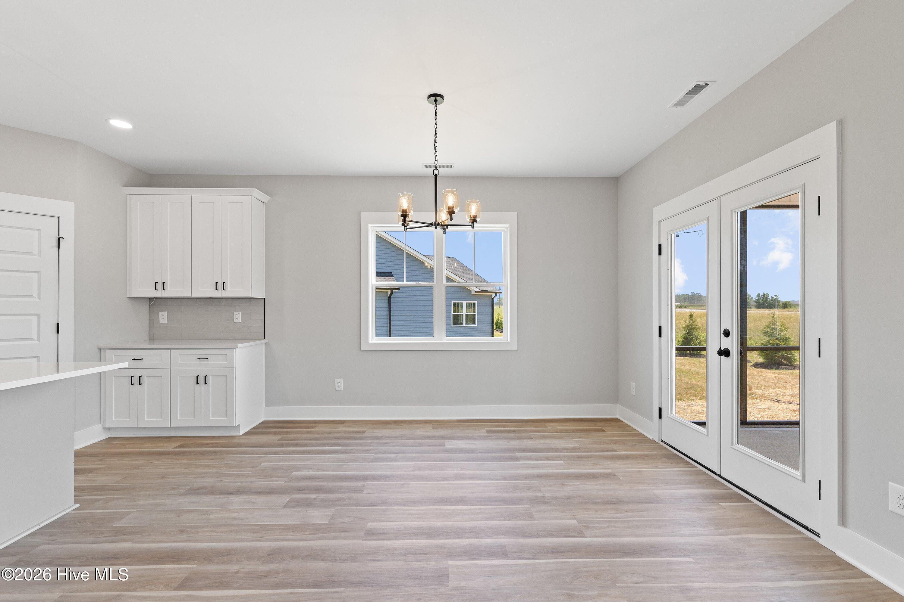 4401 Fairhaven Drive W Property Photo 16