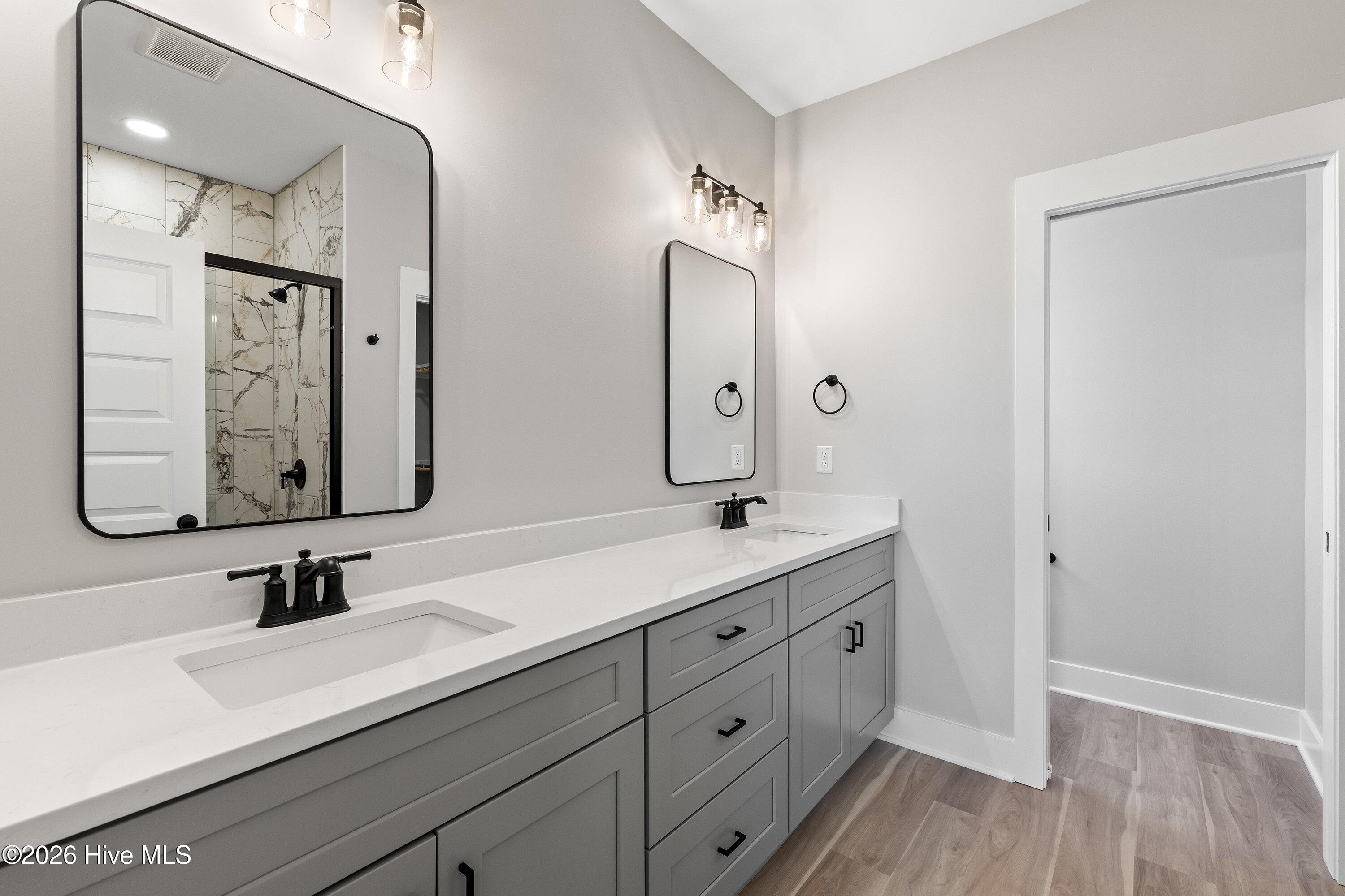 4401 Fairhaven Drive W Property Photo 24