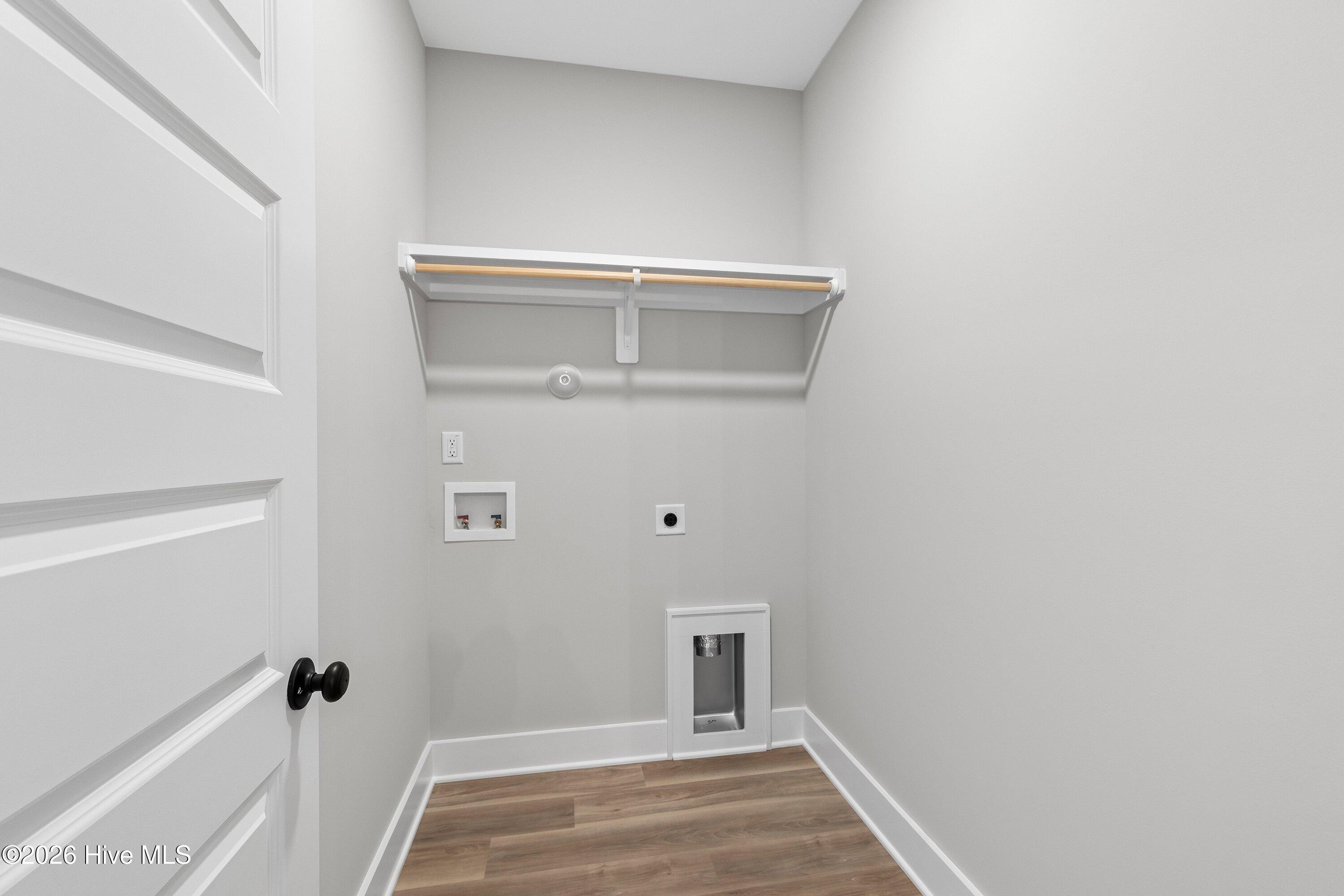 4401 Fairhaven Drive W Property Photo 35