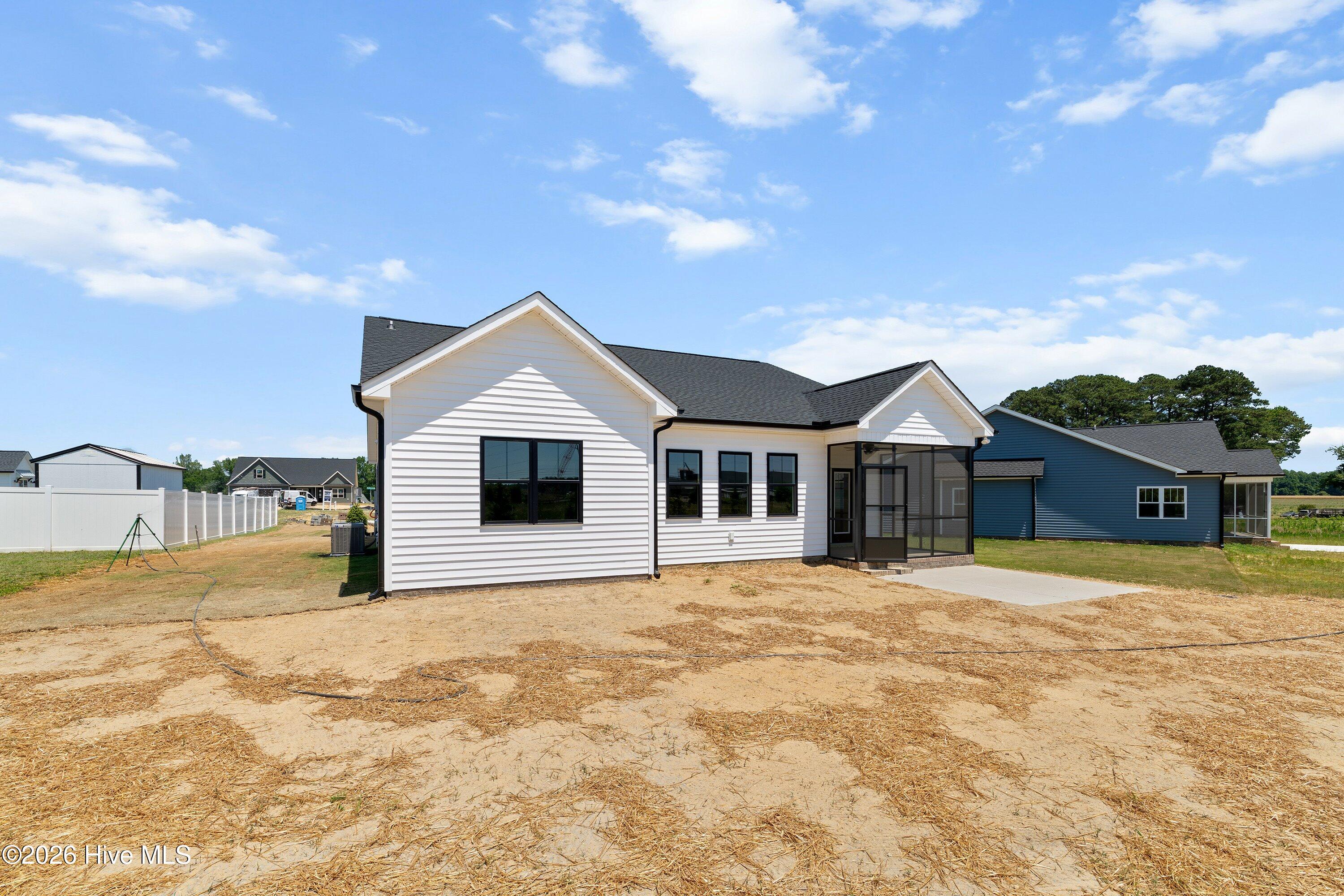 4401 Fairhaven Drive W Property Photo 39