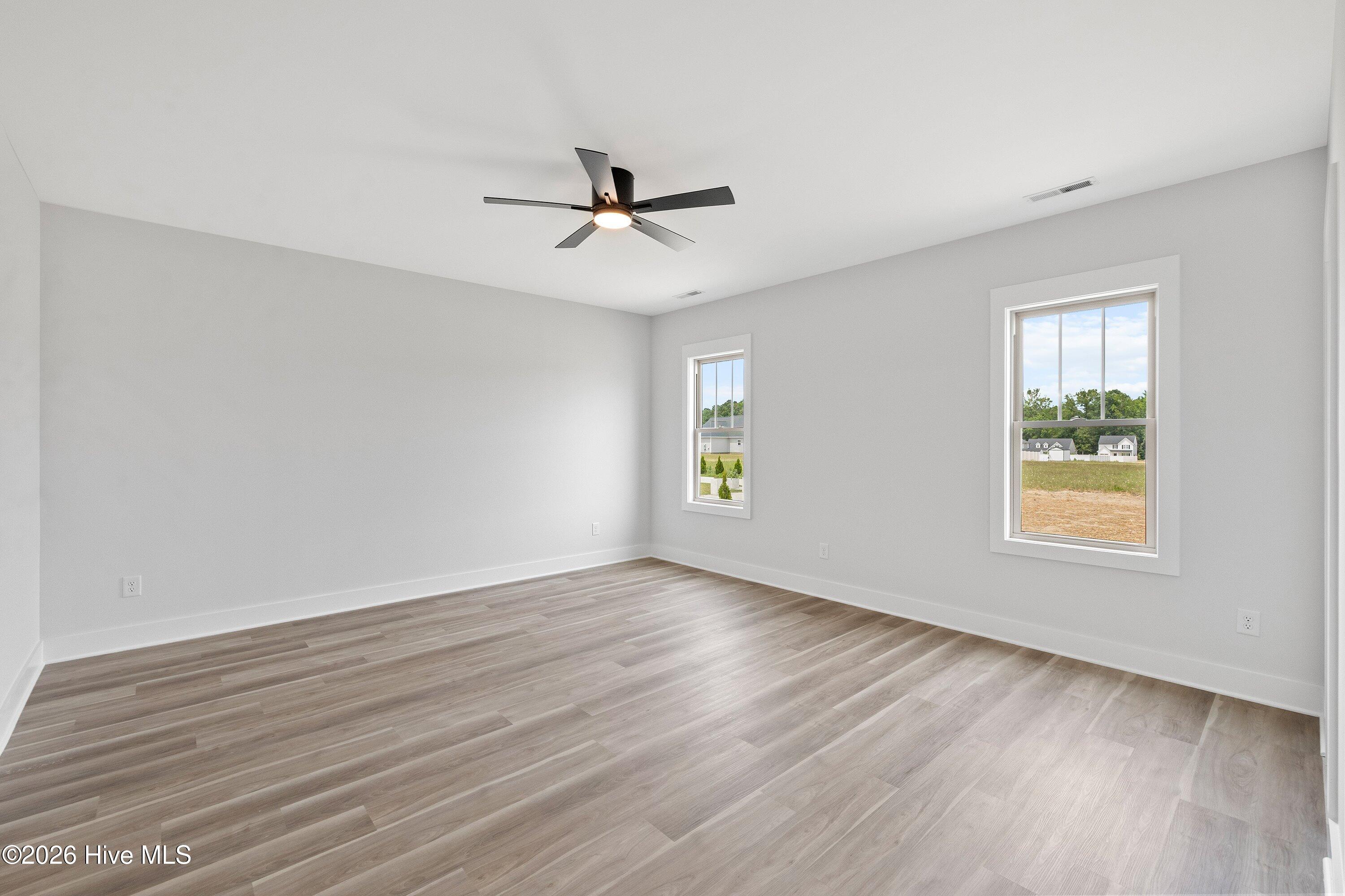 4501 Fairhaven Drive W Property Photo 15