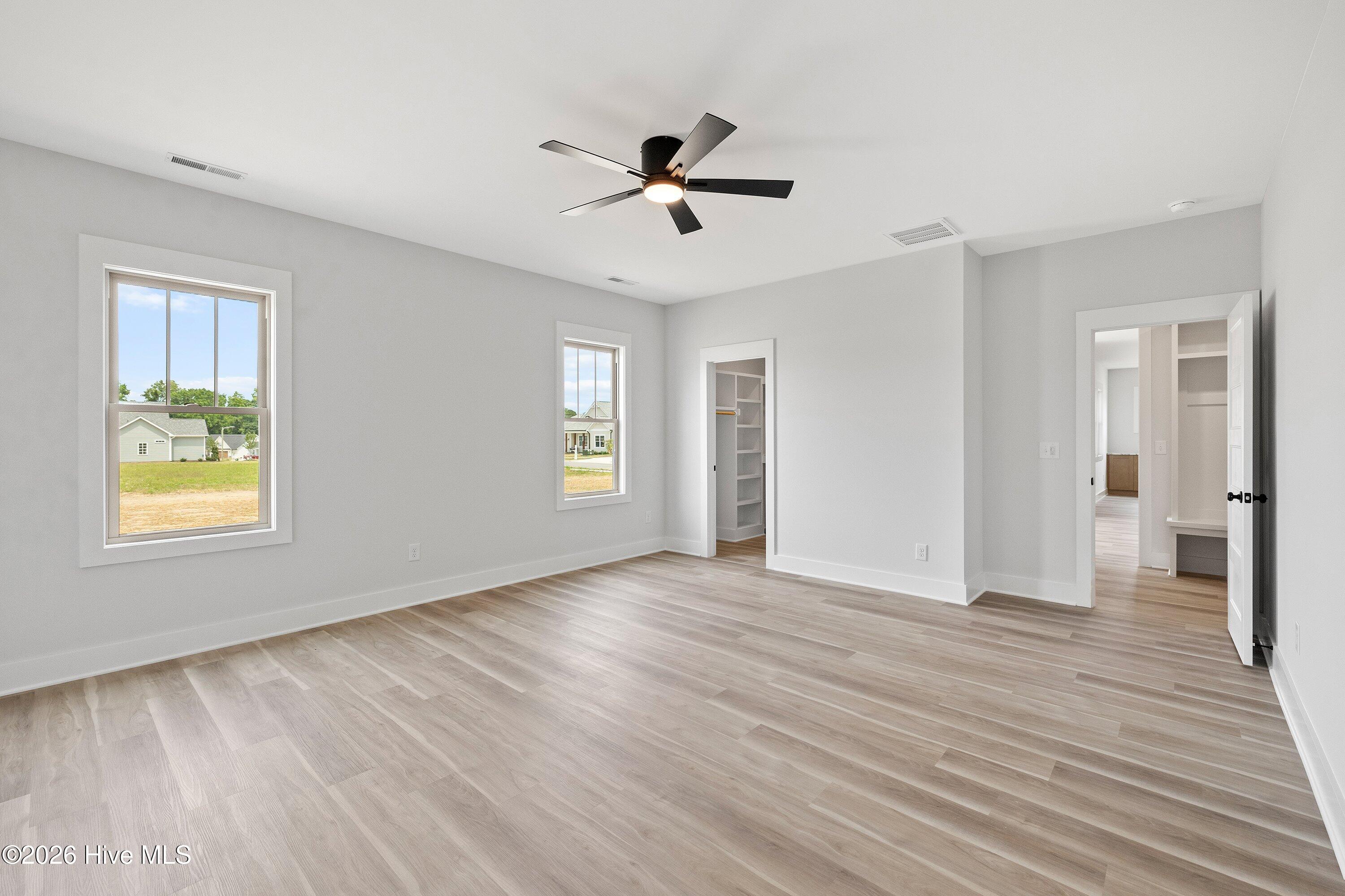 4501 Fairhaven Drive W Property Photo 17