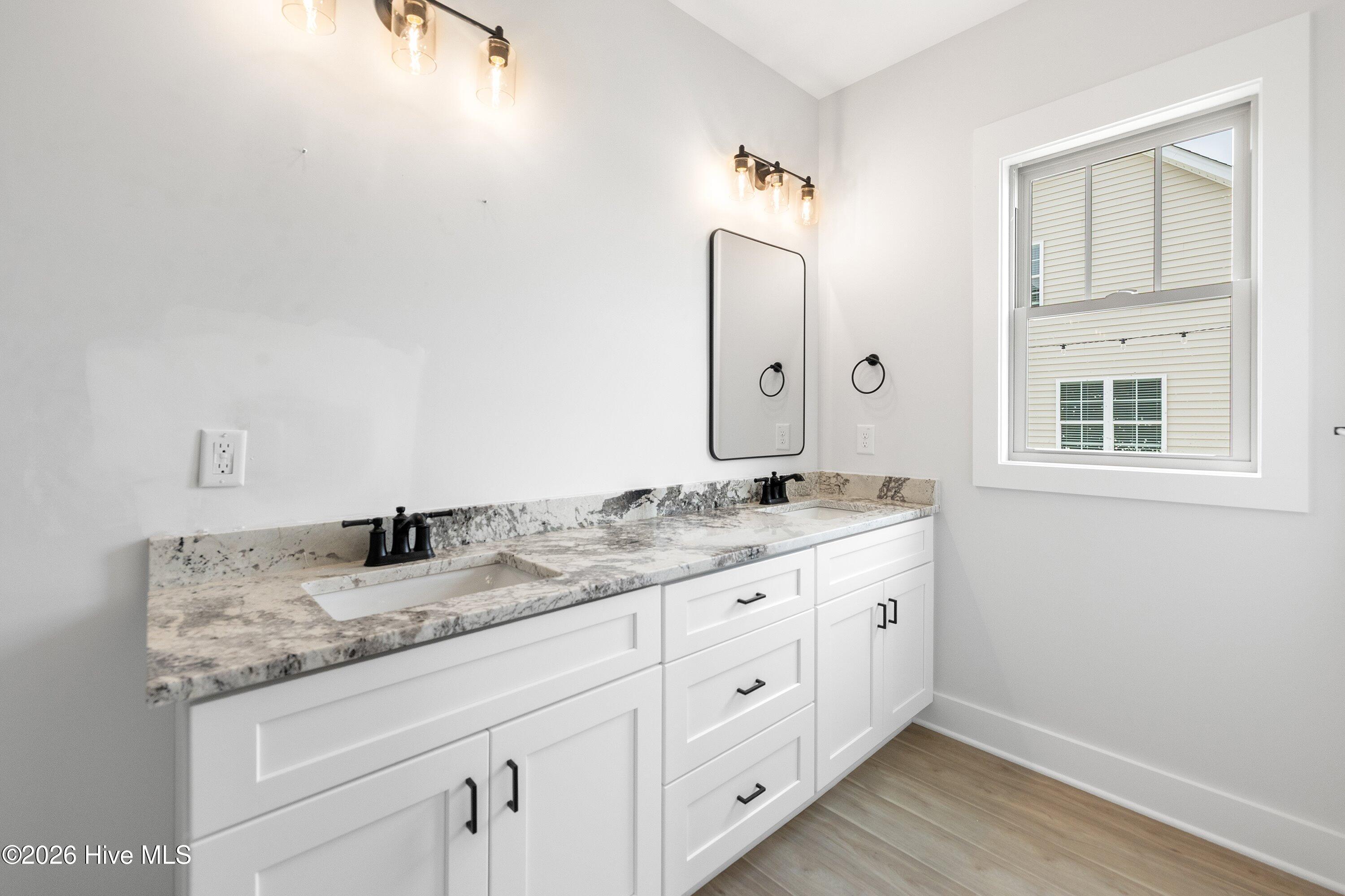 4501 Fairhaven Drive W Property Photo 20