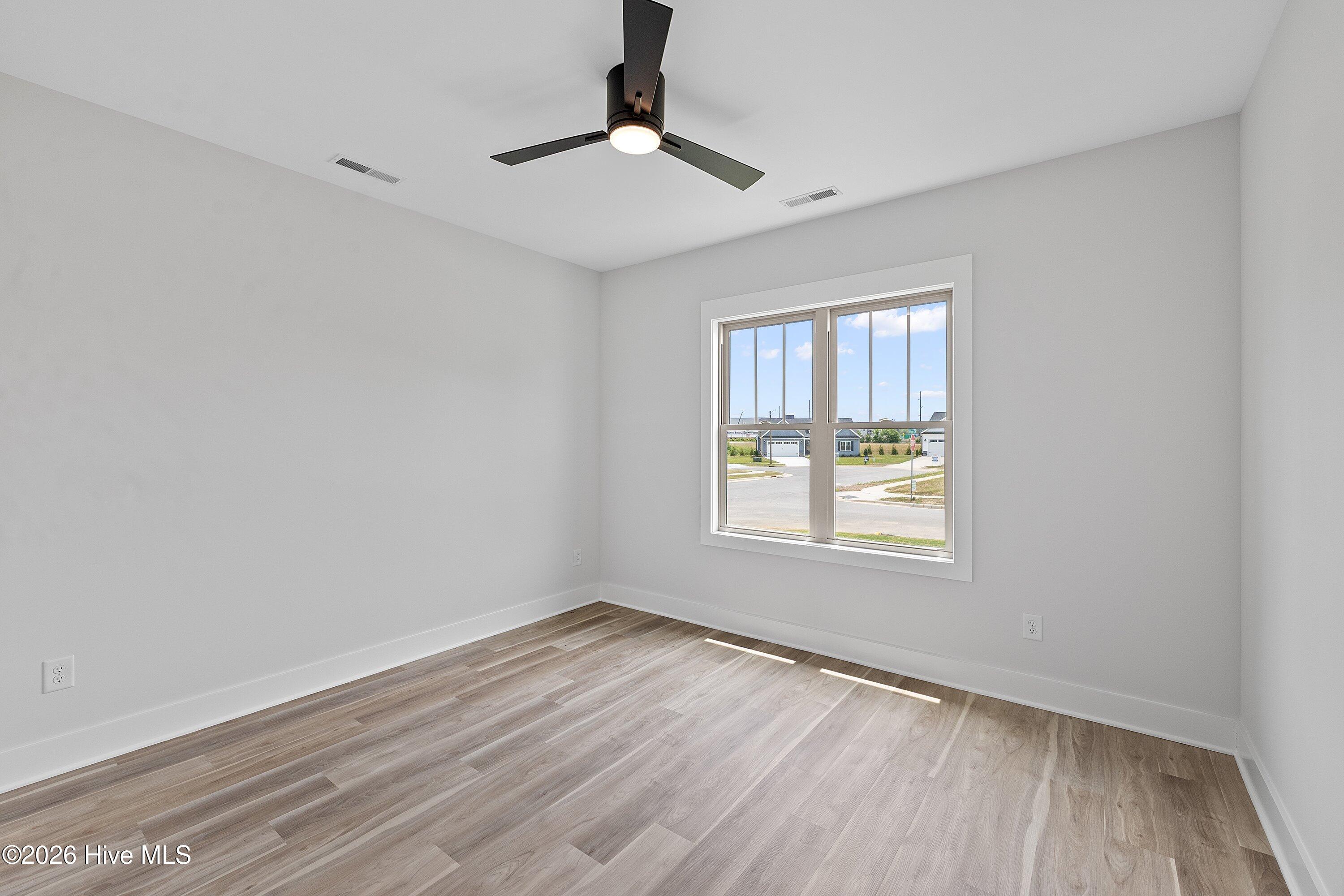 4501 Fairhaven Drive W Property Photo 22