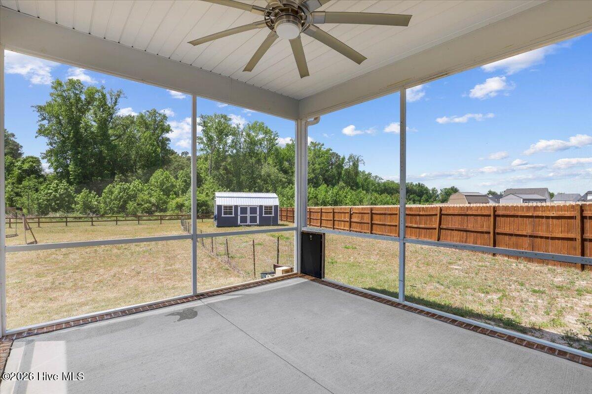 119 Auburn Bay Drive Property Photo 5