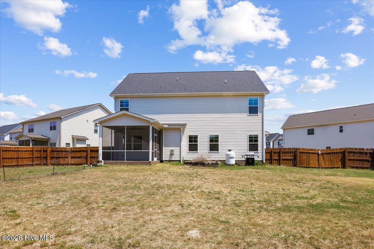 119 Auburn Bay Drive Property Photo 8