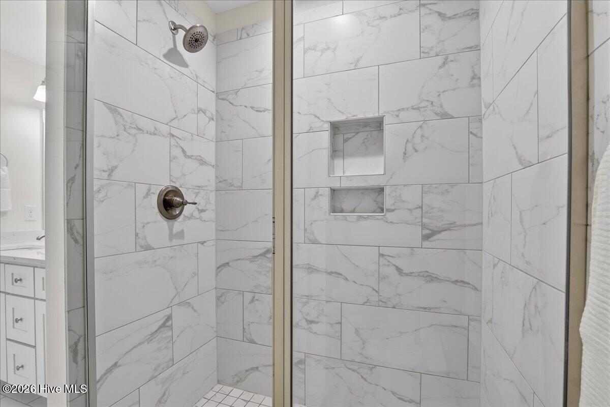 119 Auburn Bay Drive Property Photo 29