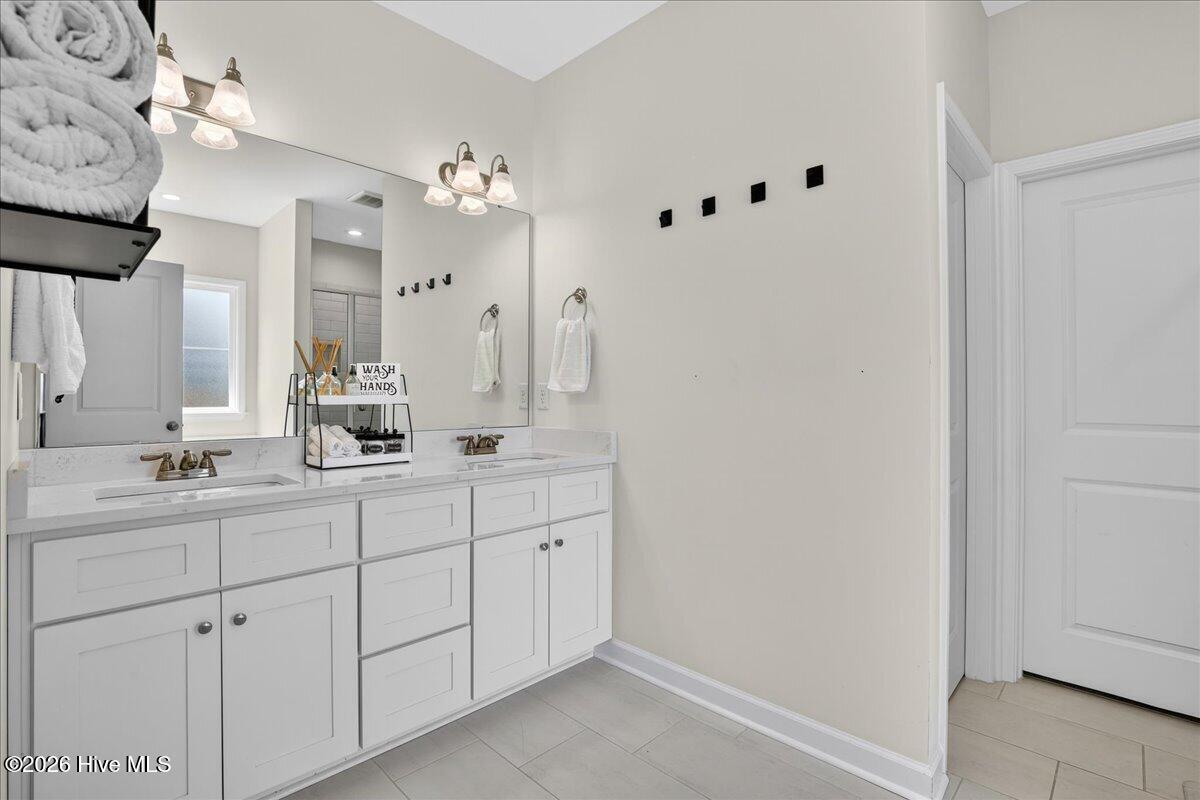119 Auburn Bay Drive Property Photo 43