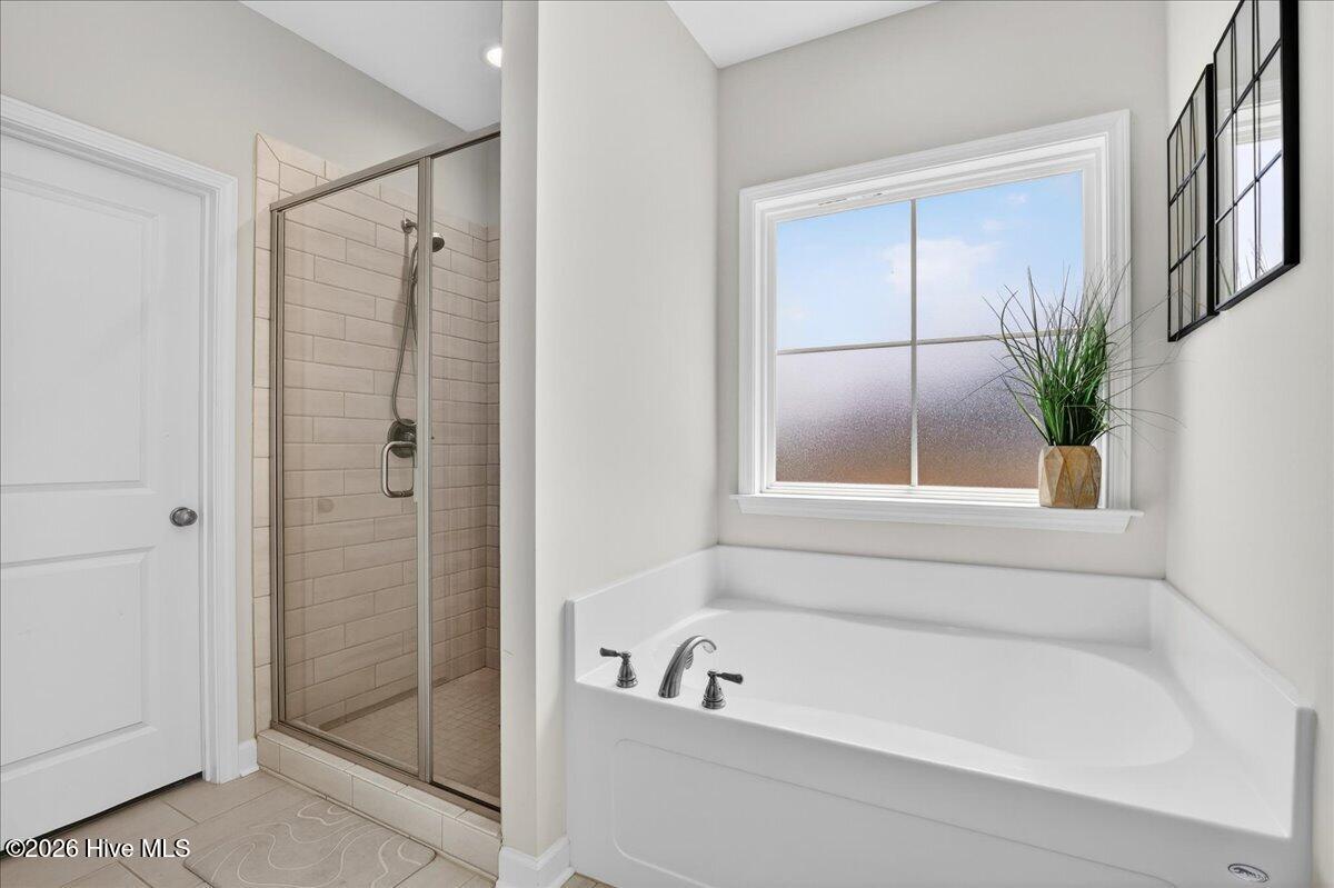 119 Auburn Bay Drive Property Photo 45