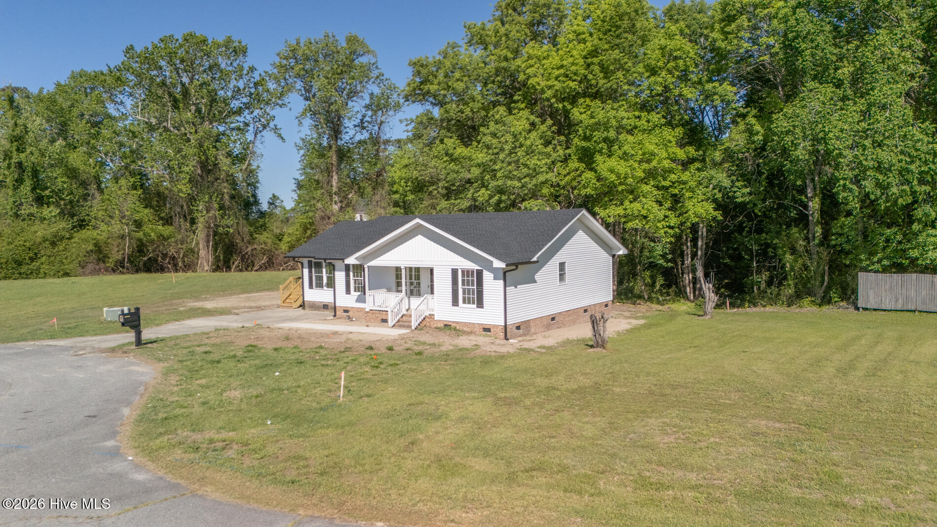 104 Nates Drive Property Photo 4