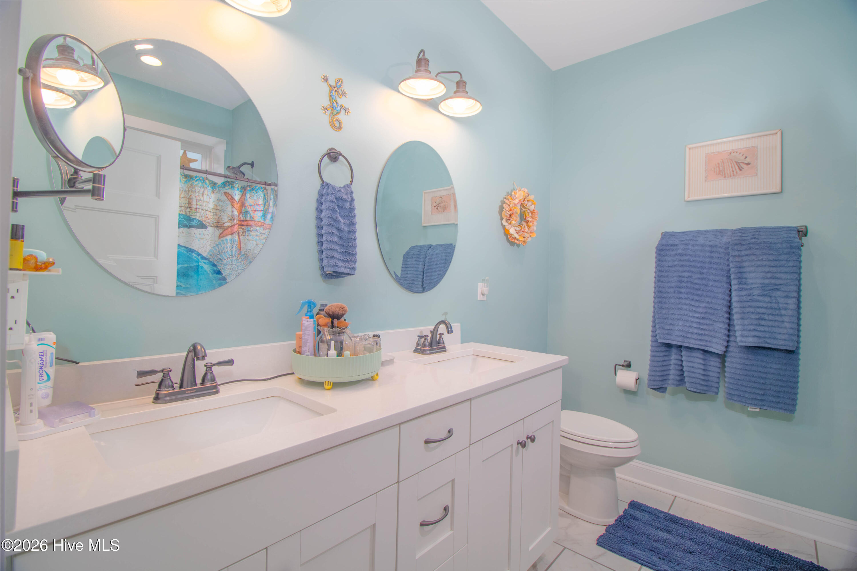 2303 W Oak Island Drive Property Photo 17