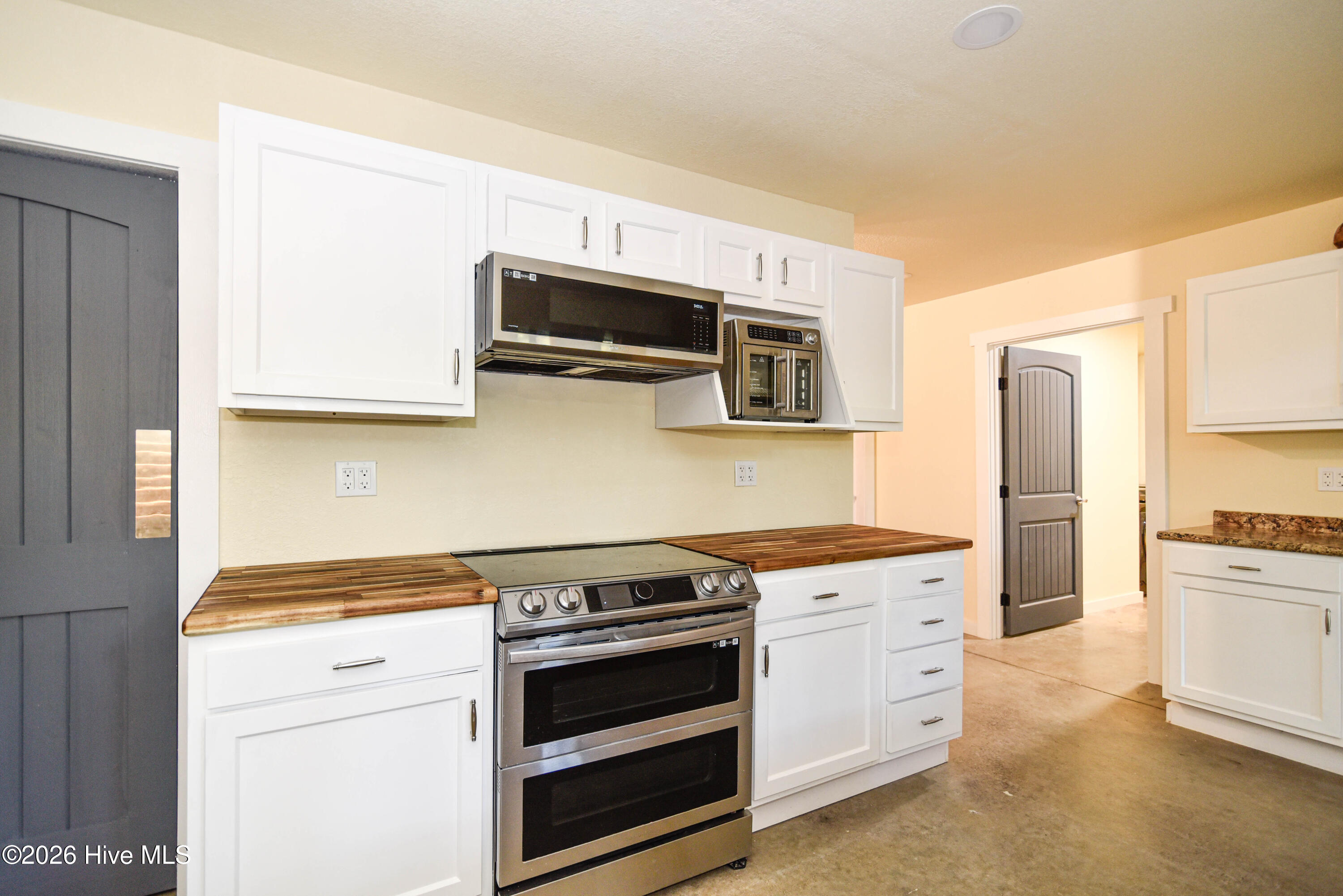 281 Shipyard Road Property Photo 8