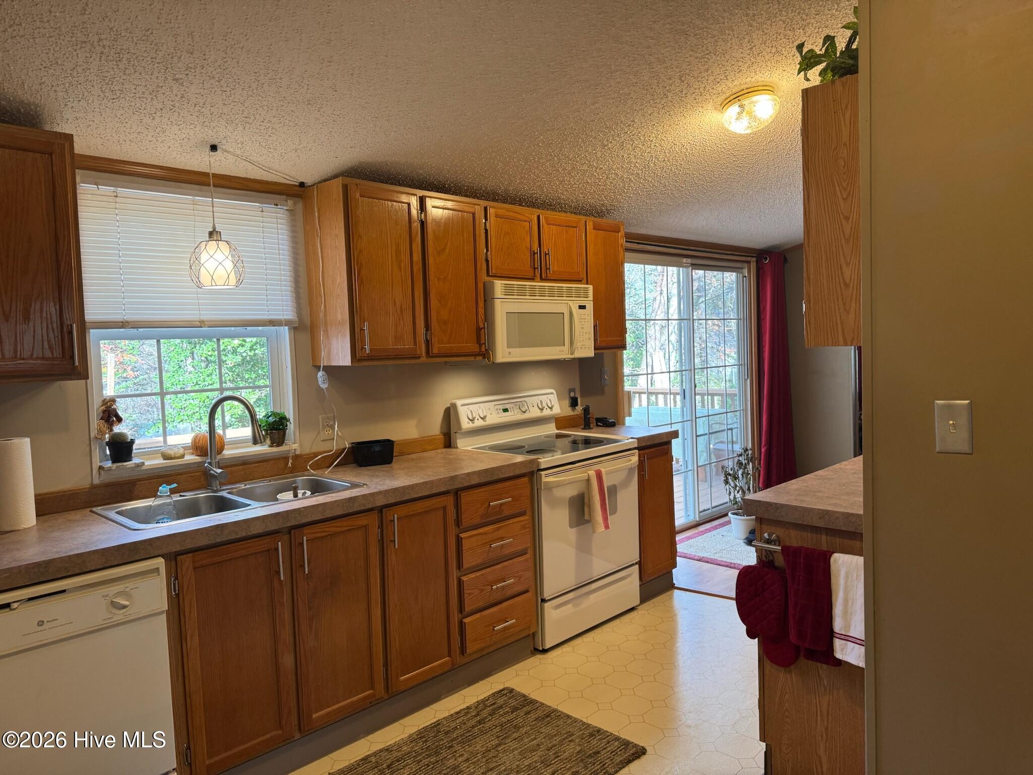34 Towhee Lane Property Photo 16