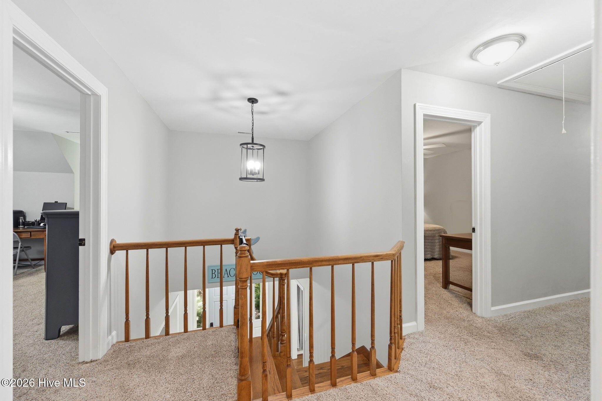 444 E Creekview Drive Property Photo 23