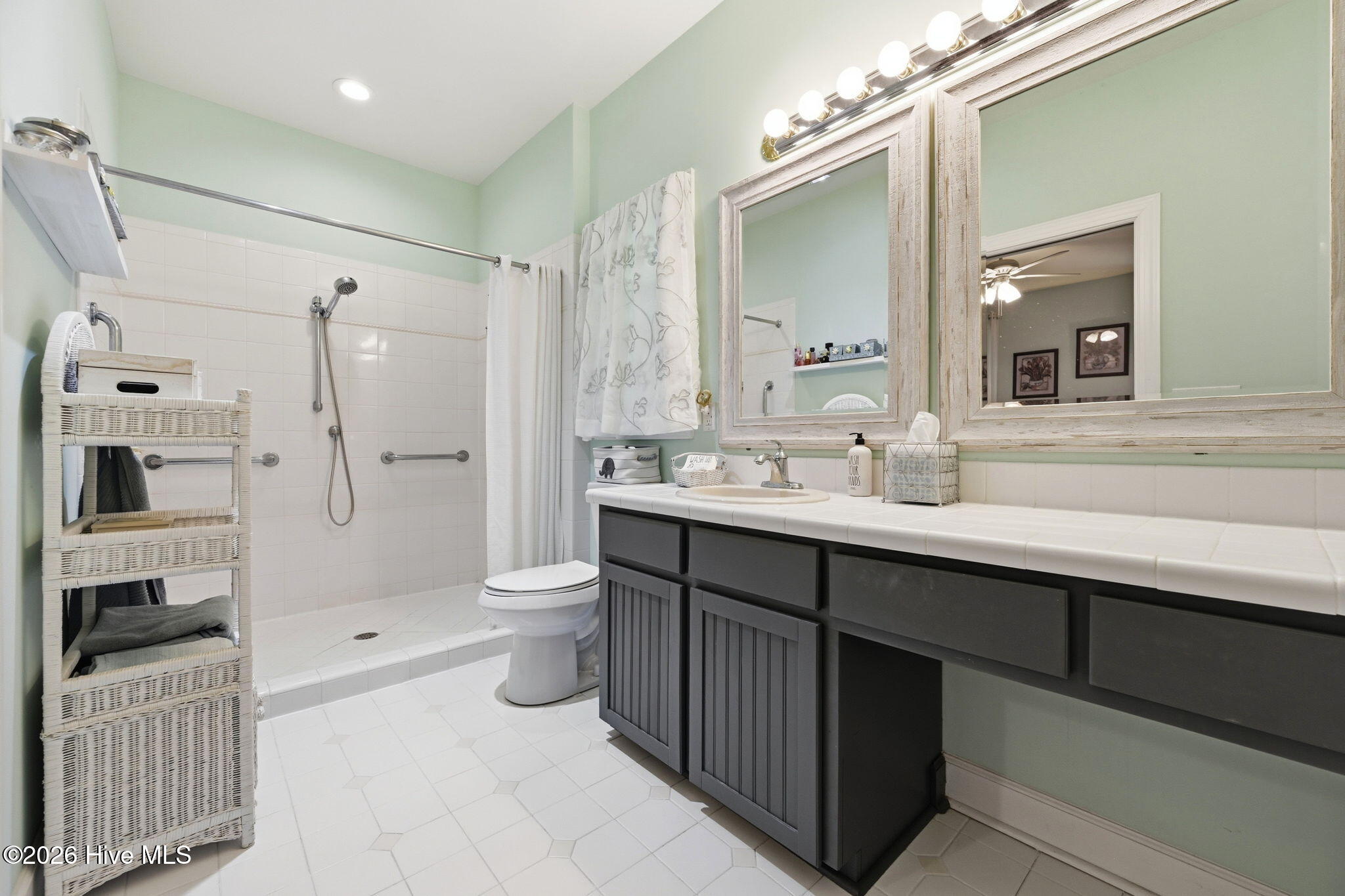 444 E Creekview Drive Property Photo 43