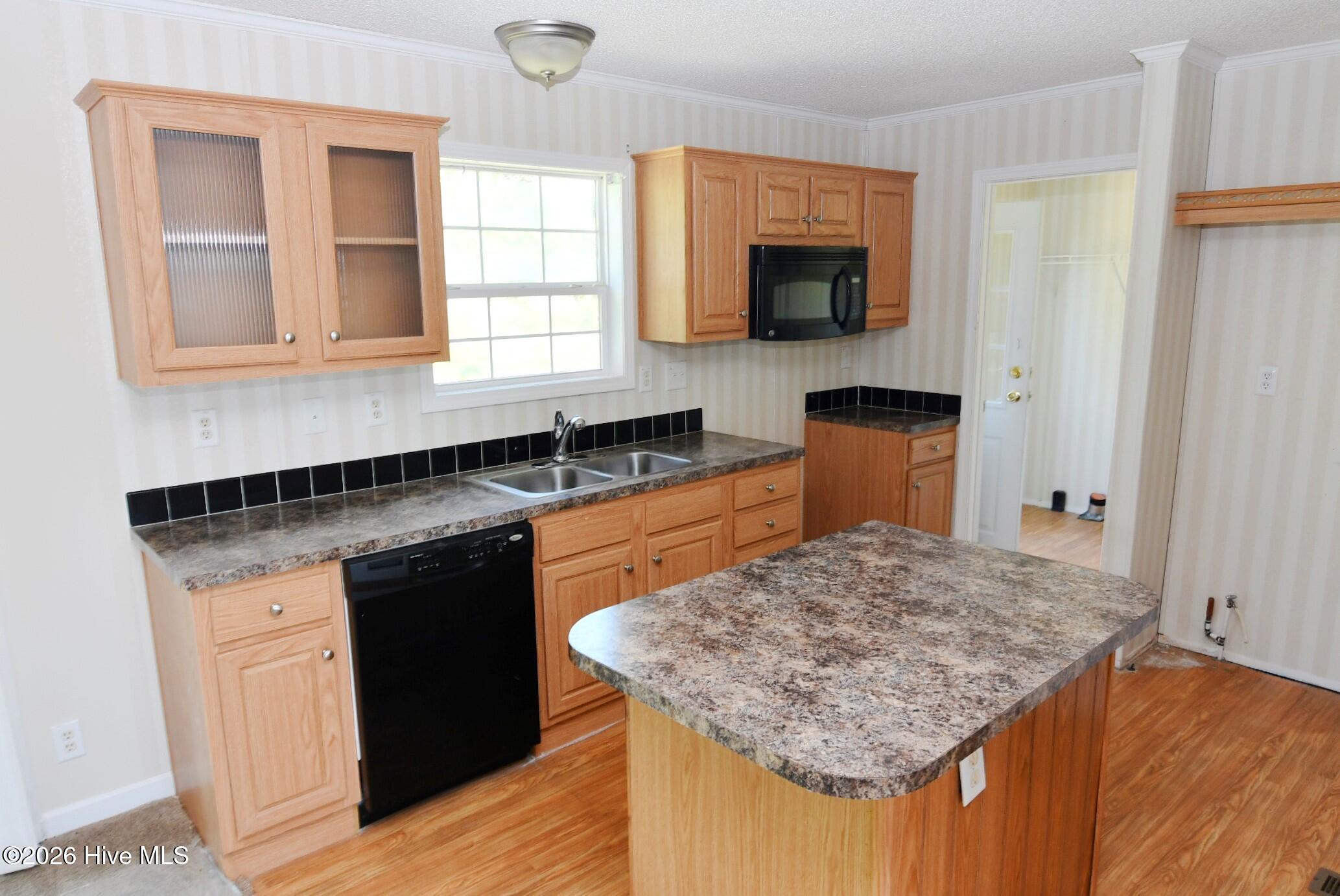 21 Grape Vine Landing Property Photo 5