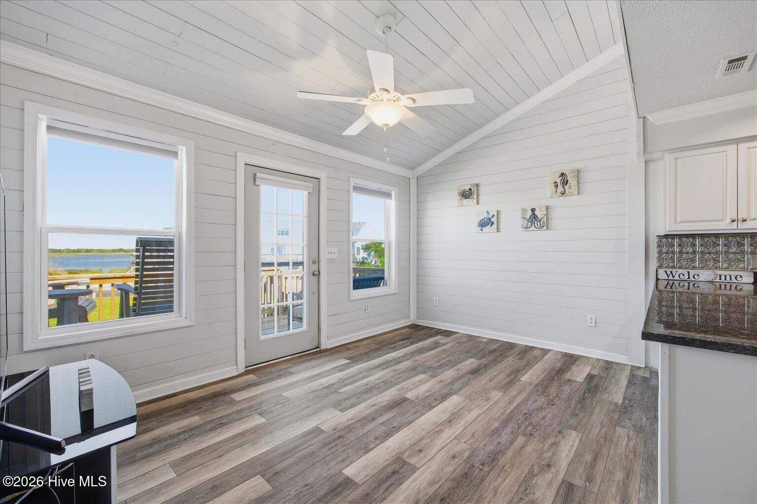 3 Bermuda Landing Place Property Photo 5