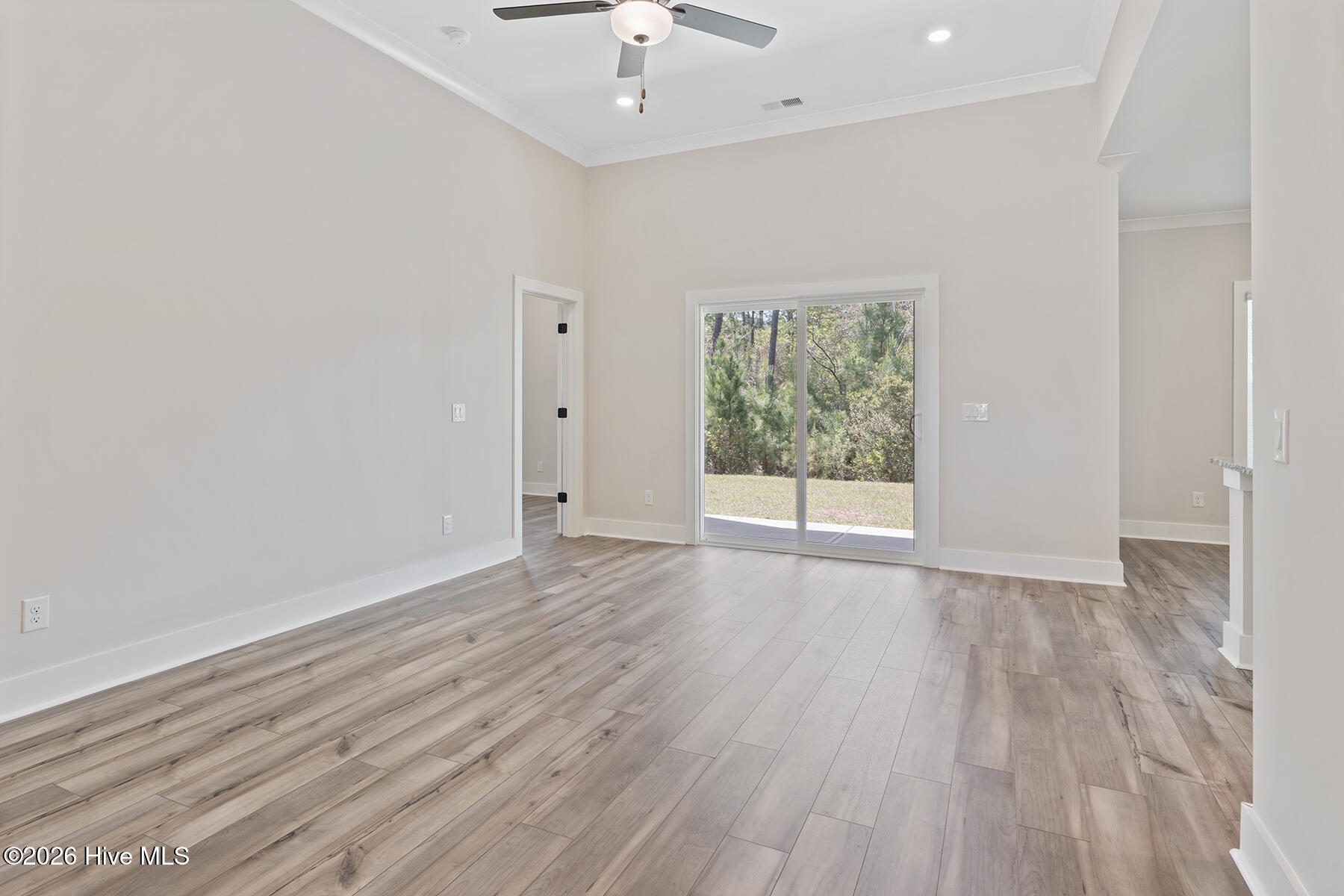 210 S Umbrella Palm Drive Property Photo 5