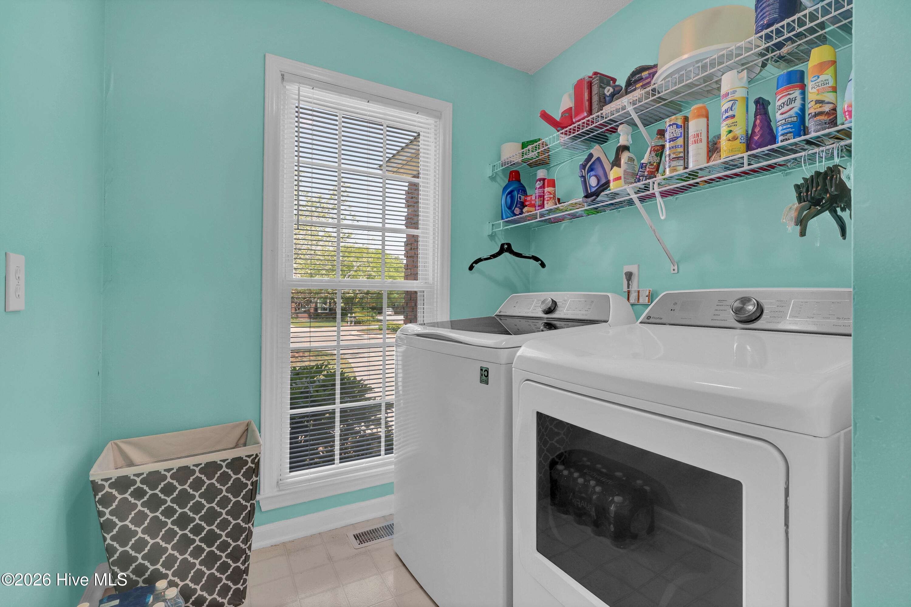 604 Van Dorn Court Property Photo 13