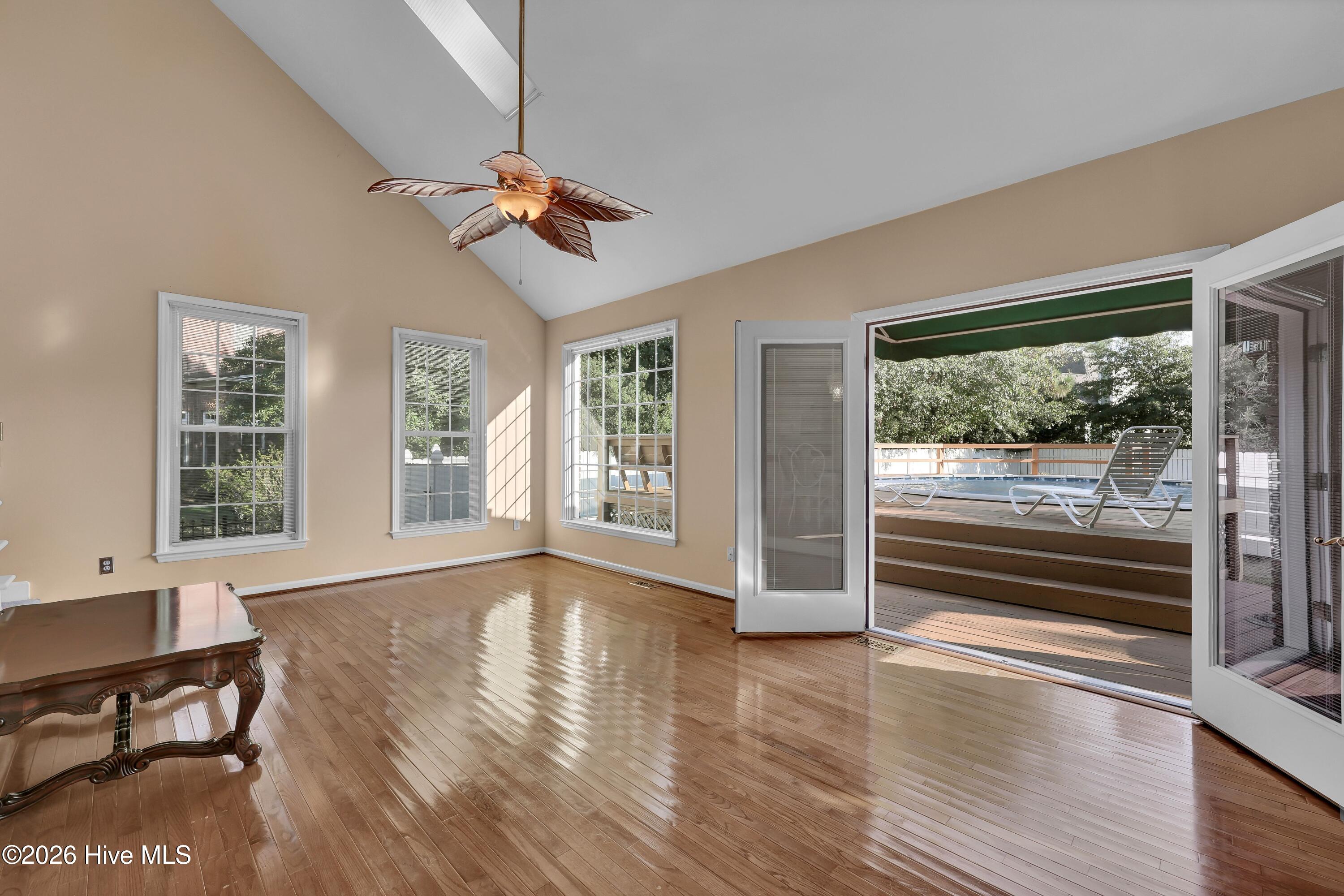 604 Van Dorn Court Property Photo 45