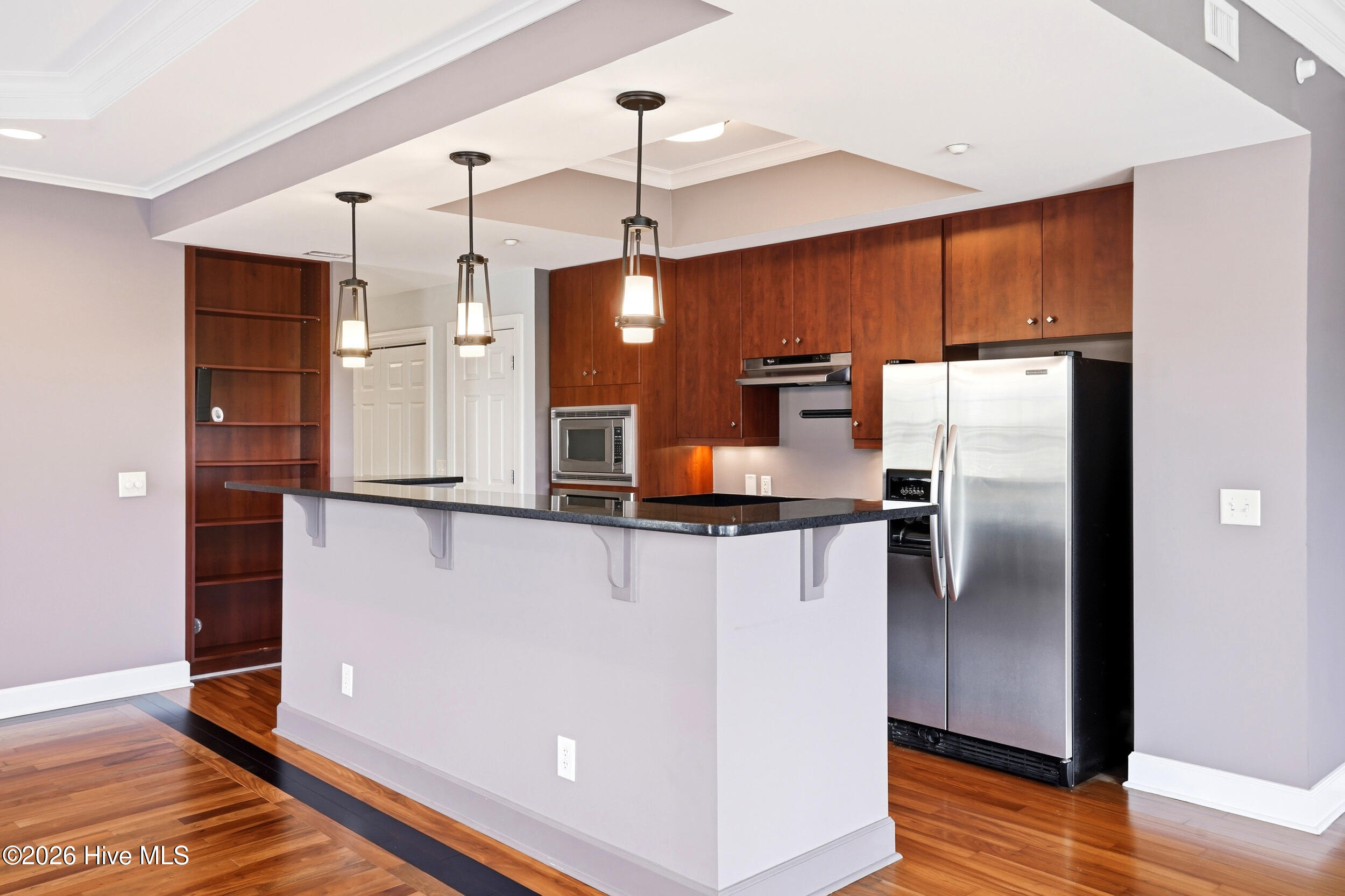 124 Walnut Street Apt 302 Property Photo 6