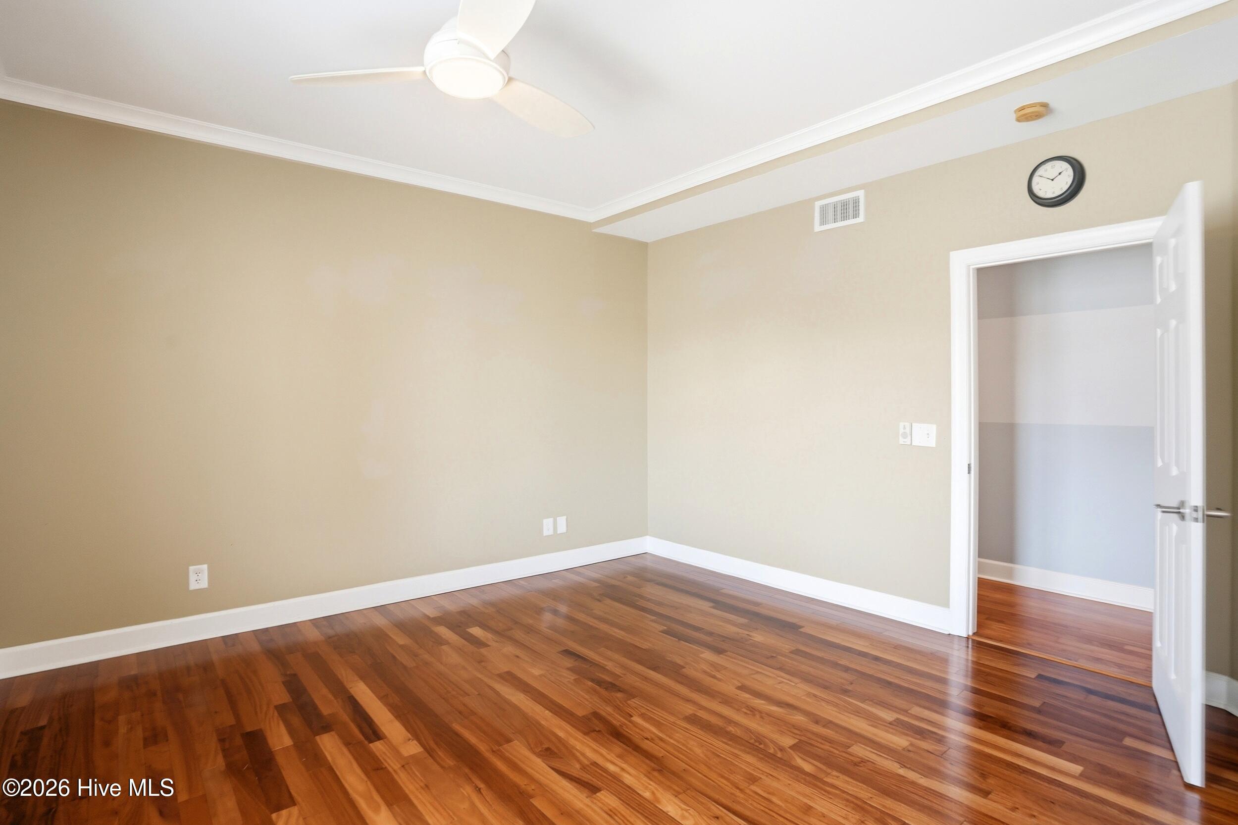 124 Walnut Street Apt 302 Property Photo 19