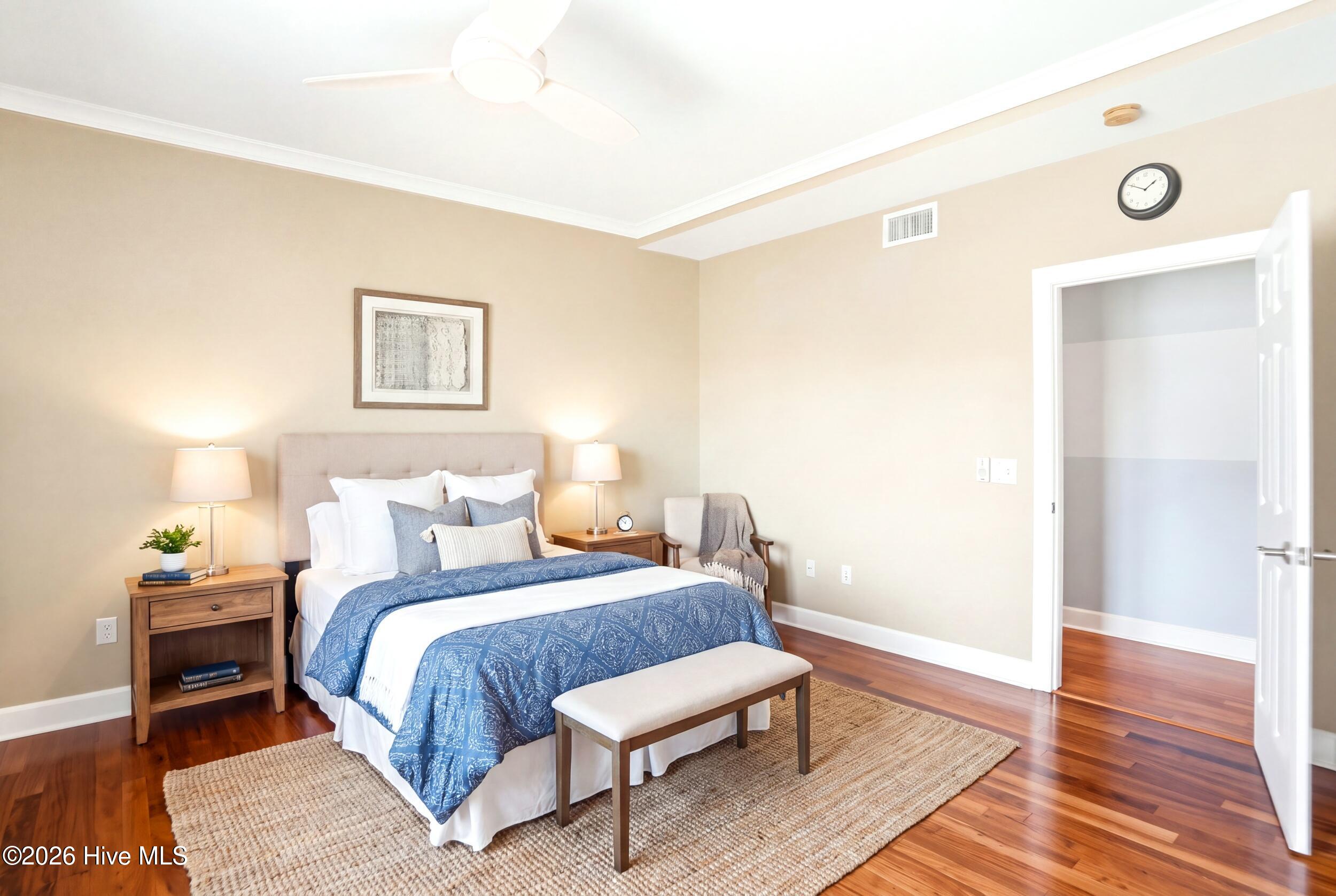 124 Walnut Street Apt 302 Property Photo 20
