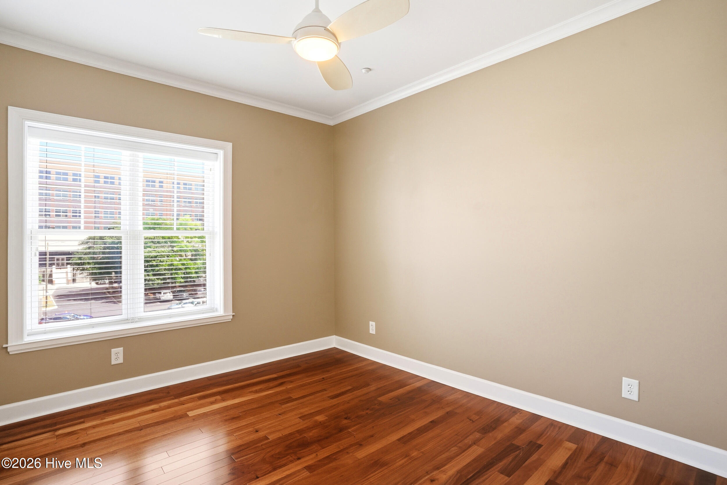124 Walnut Street Apt 302 Property Photo 26
