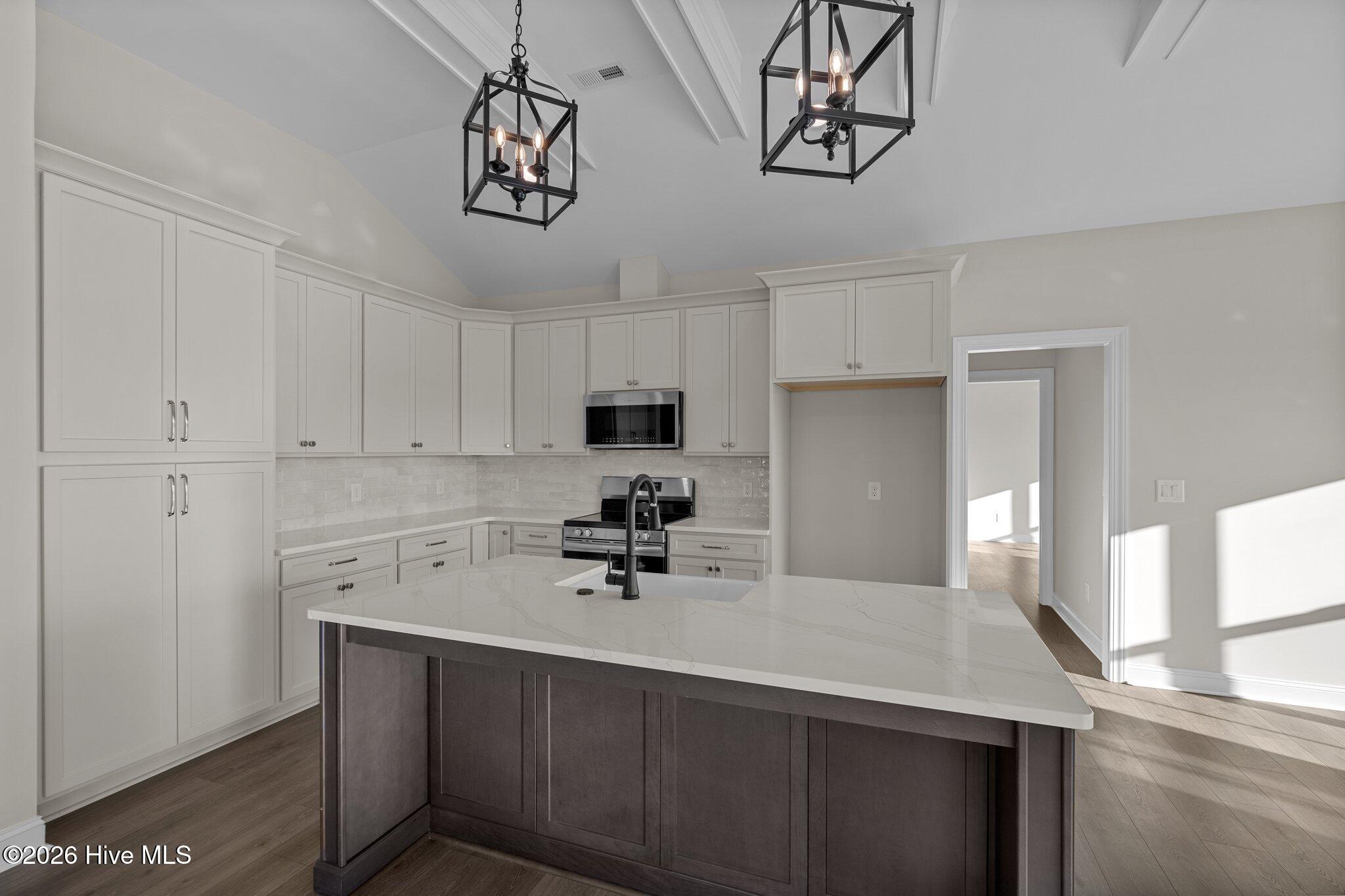 1709 Dew Meadow Drive Property Photo 12