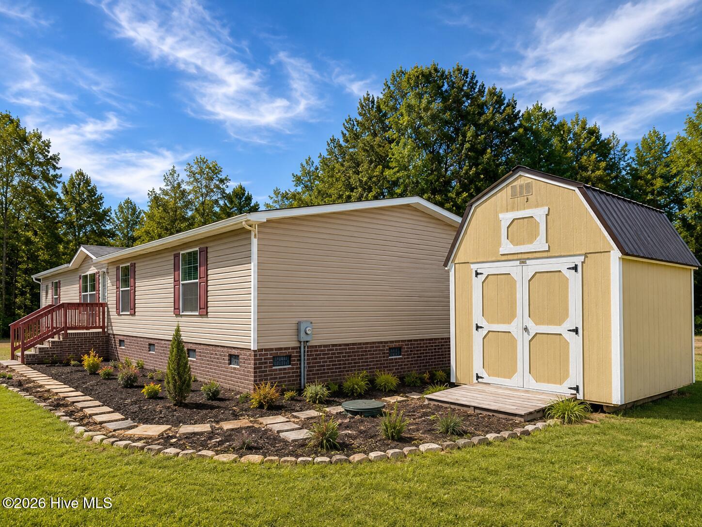 6332 Pine Meadows Road Property Photo 4