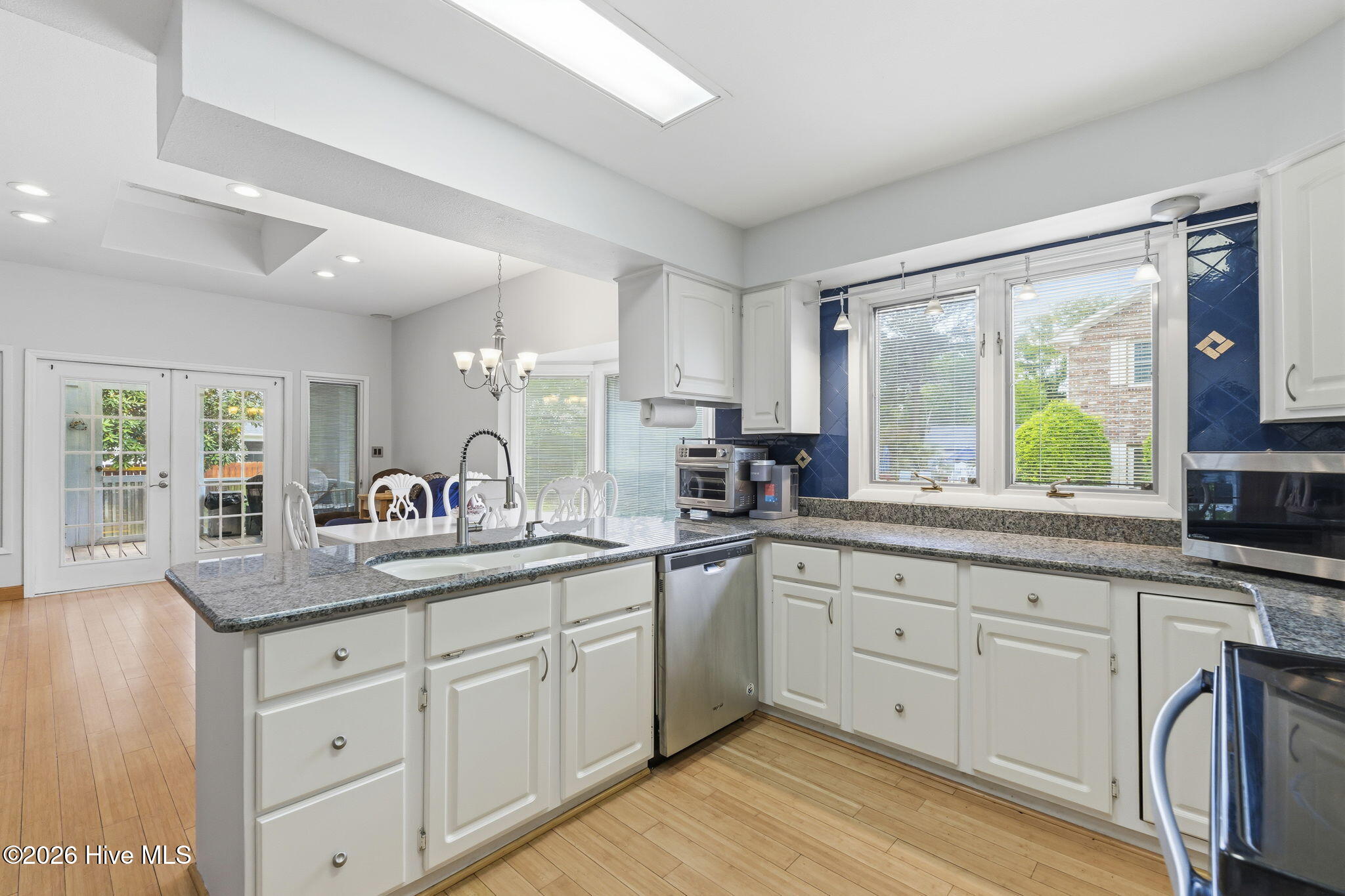 8114 Timber Ridge Road Property Photo 3