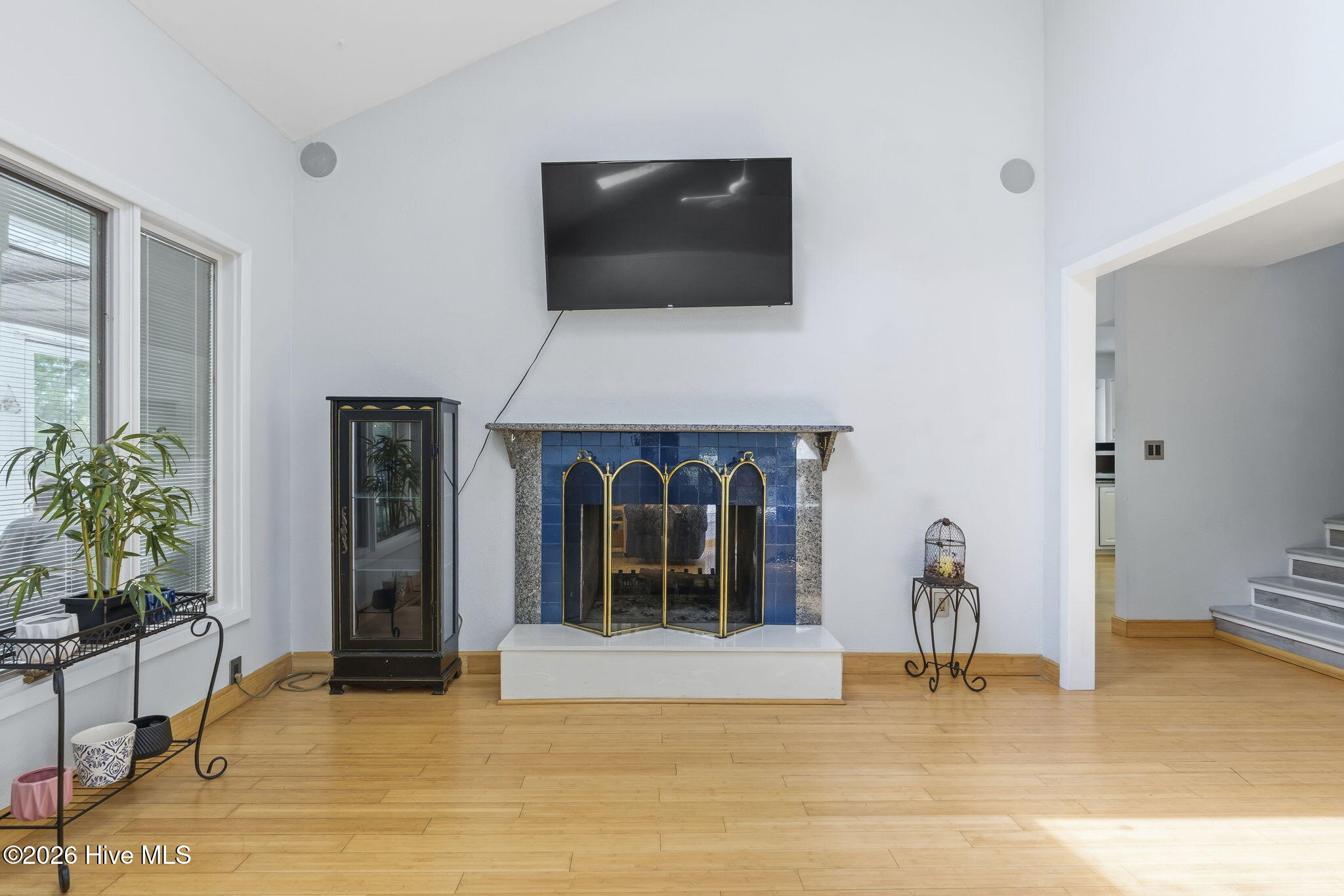 8114 Timber Ridge Road Property Photo 10