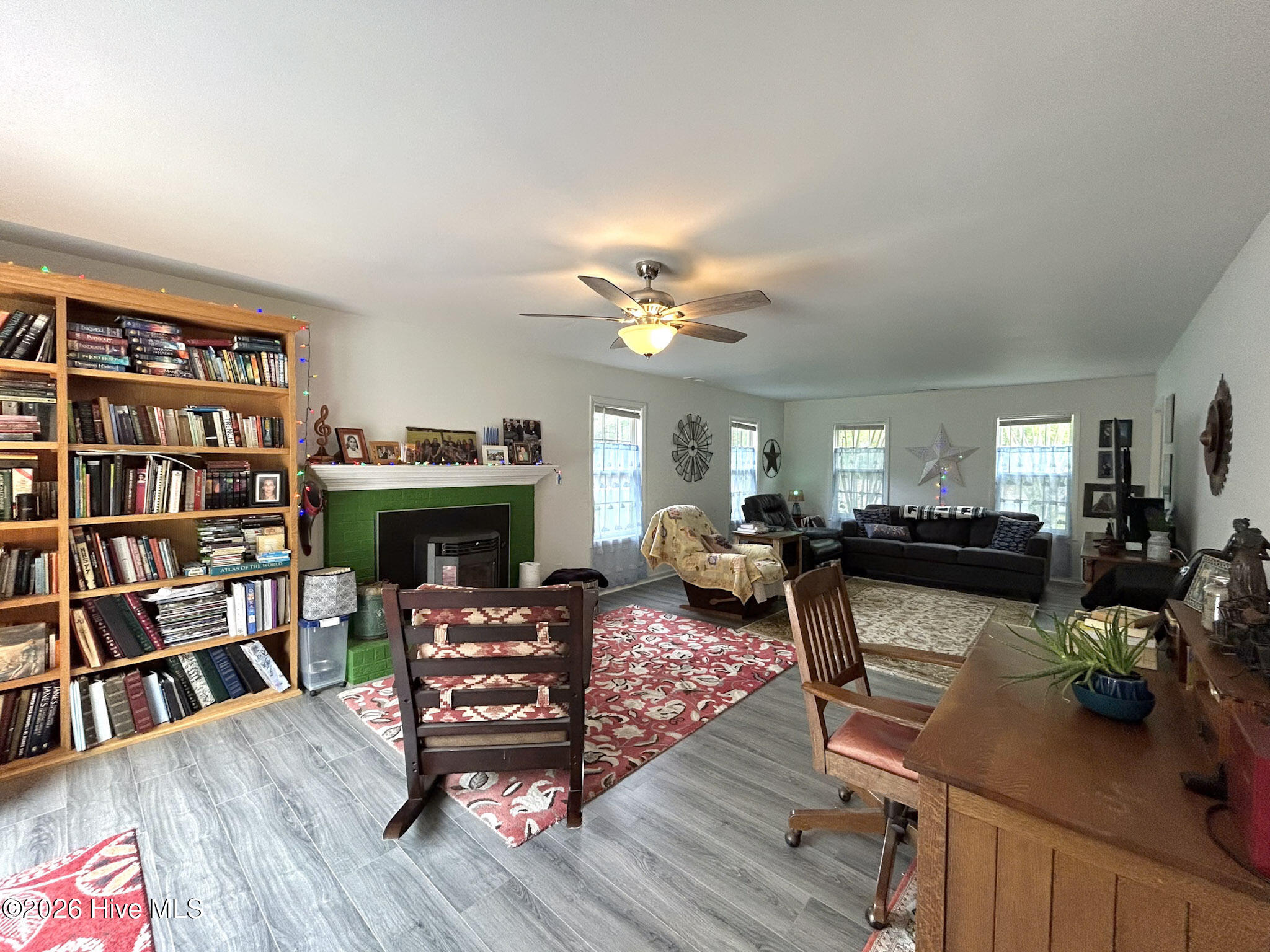 124 Empire Boulevard Property Photo 8