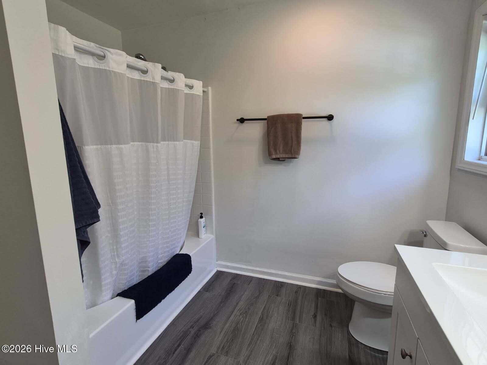 124 Empire Boulevard Property Photo 35