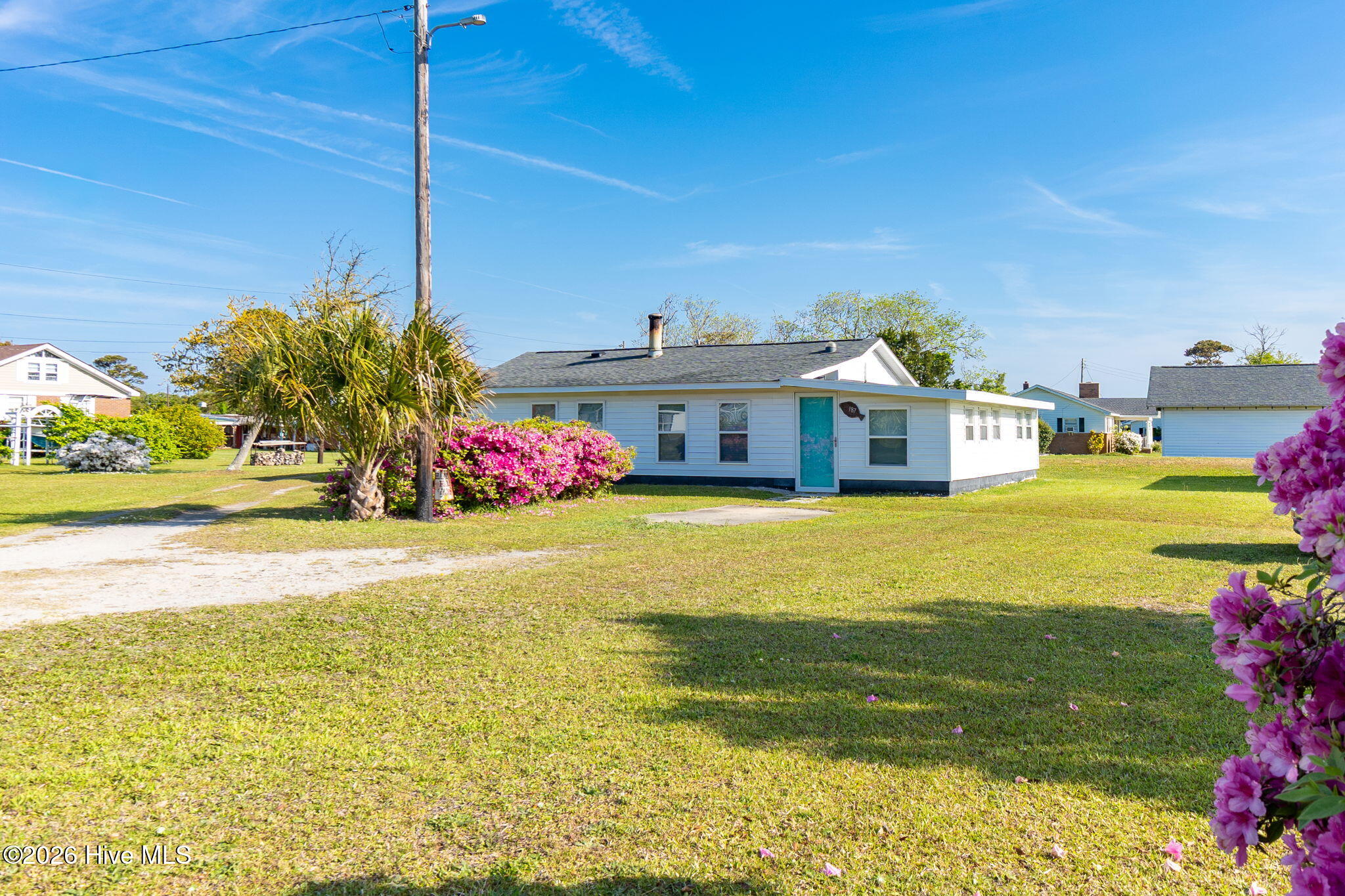 187 Mullens Drive Property Photo 2
