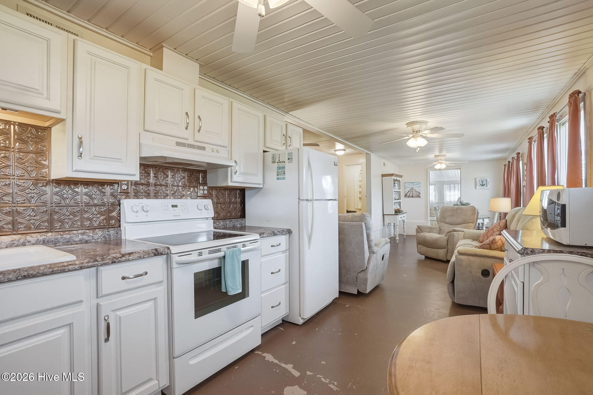 187 Mullens Drive Property Photo 17