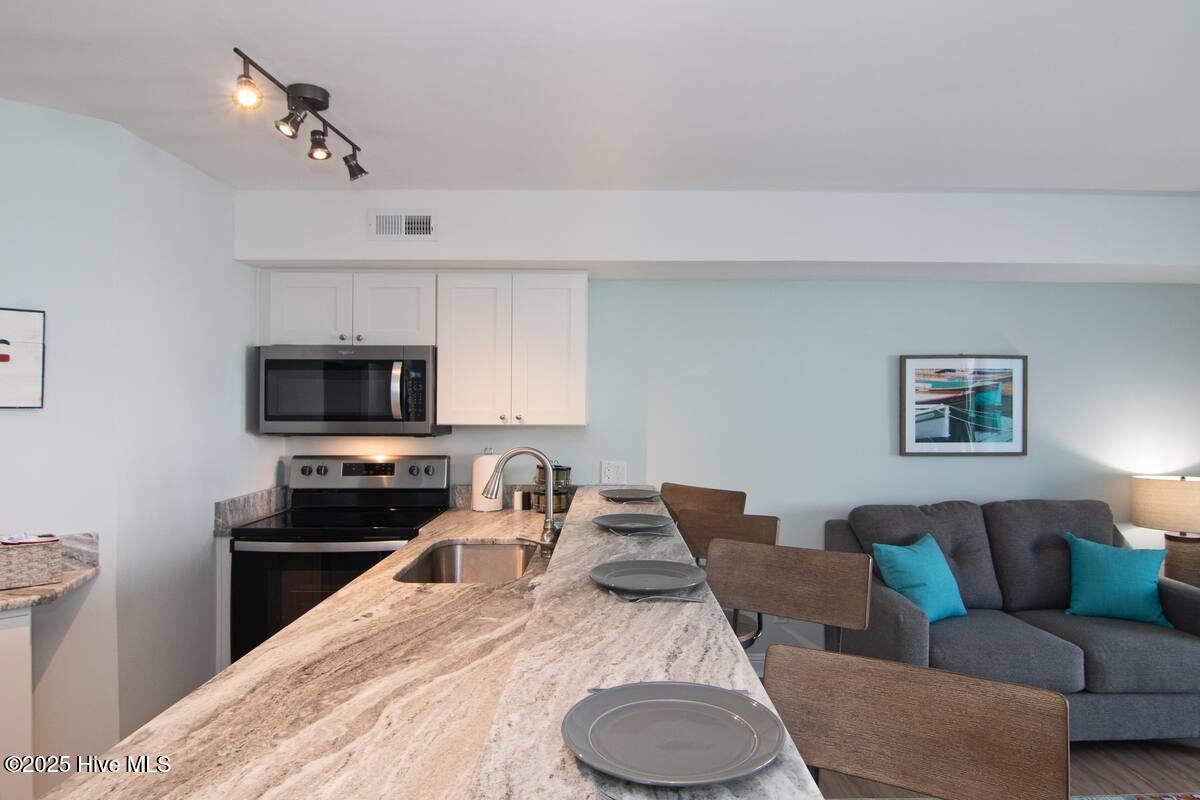 1601 Carolina Beach Avenue N Unit 15-b Property Photo 12