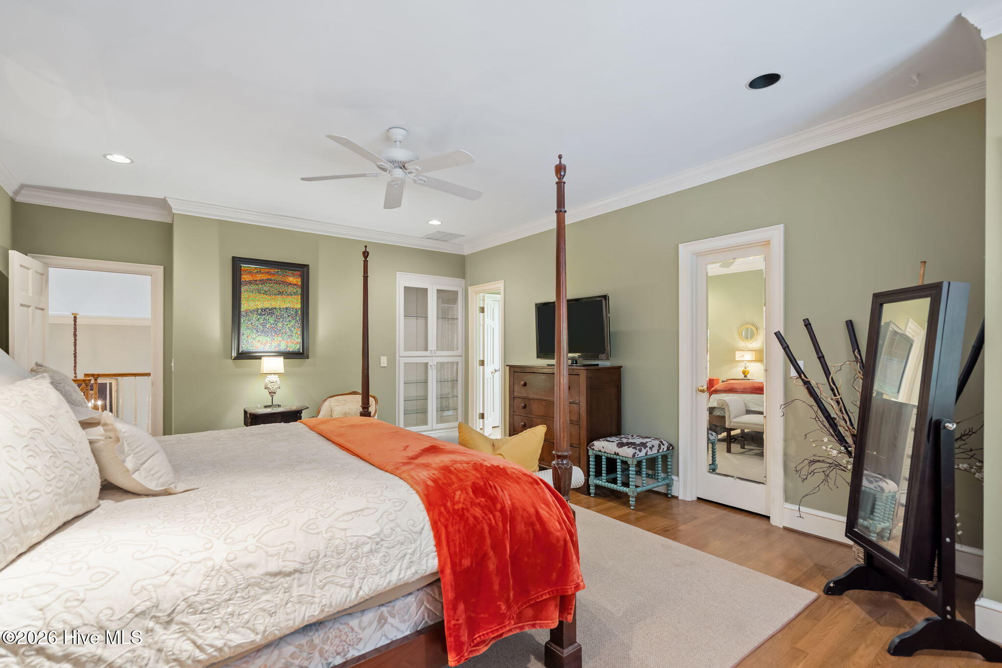 2112 Ascott Place Property Photo 38
