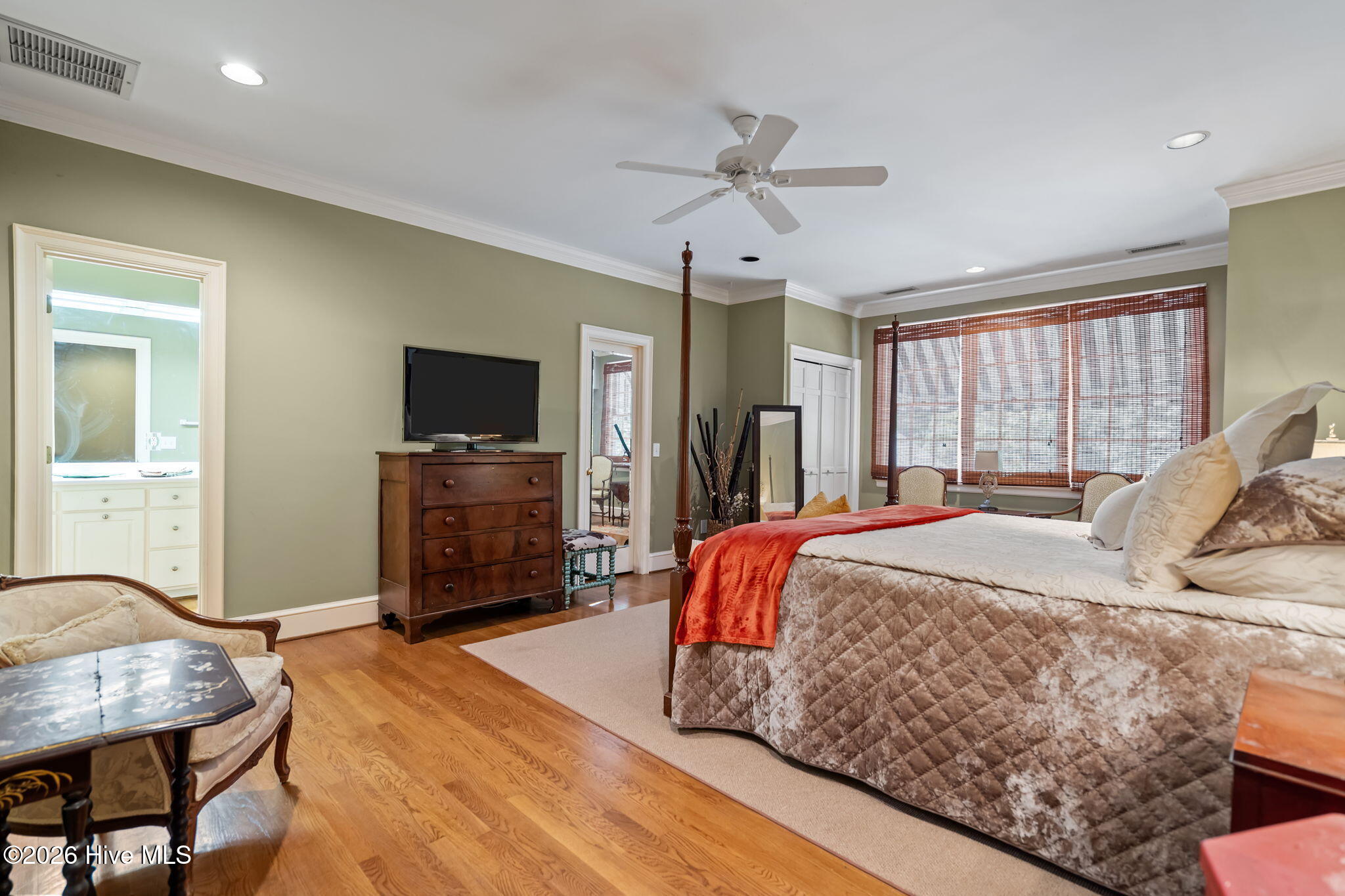 2112 Ascott Place Property Photo 39