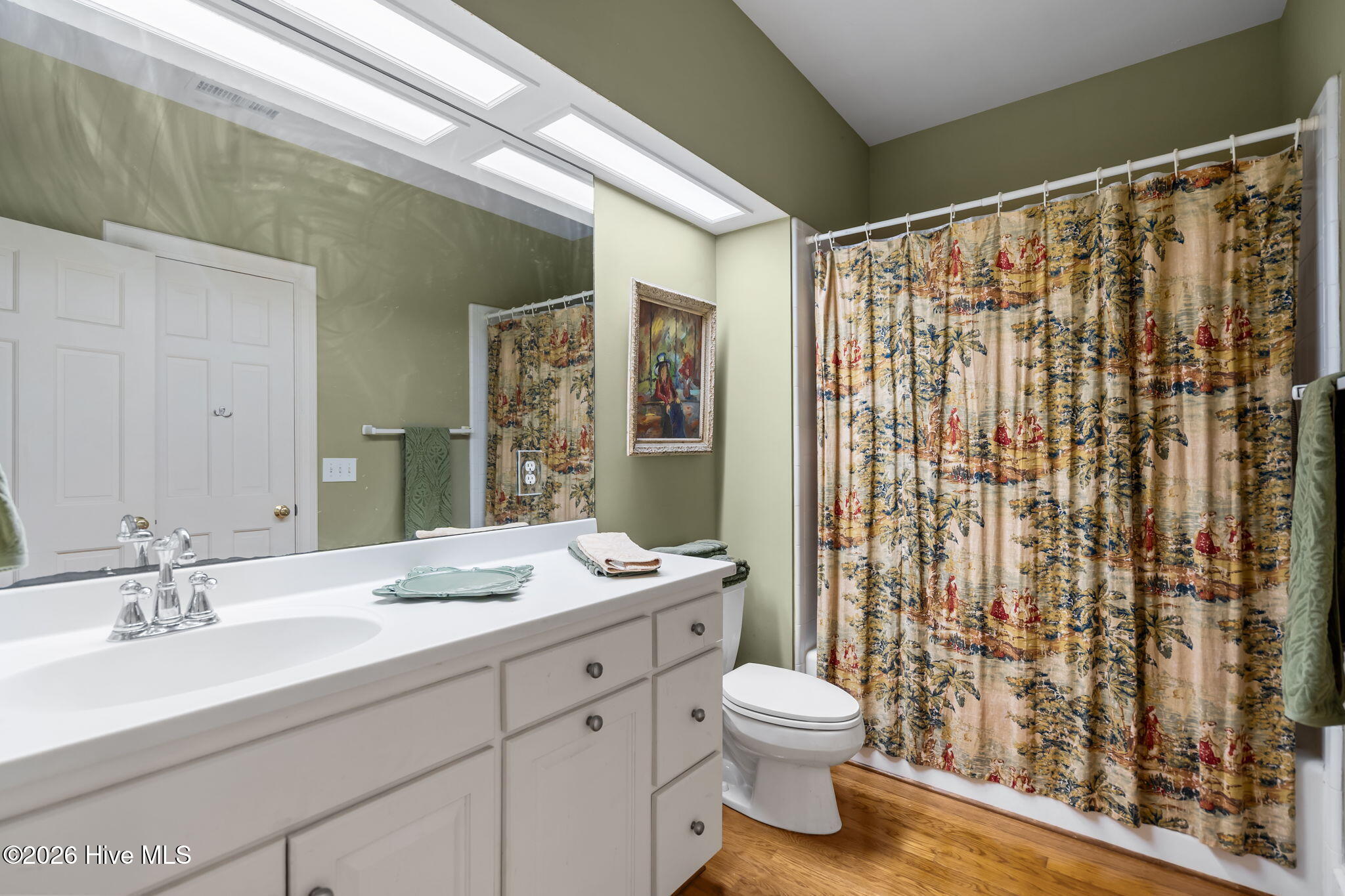 2112 Ascott Place Property Photo 40