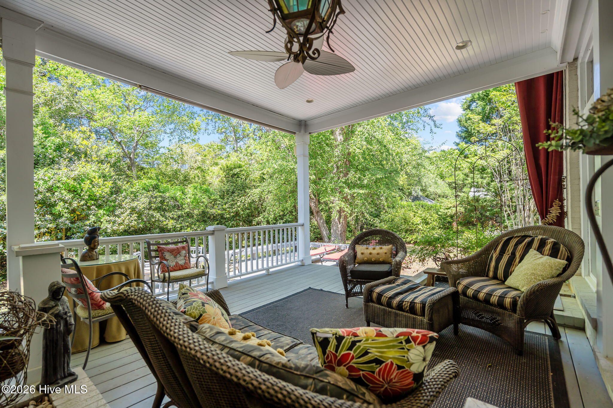 2112 Ascott Place Property Photo 45