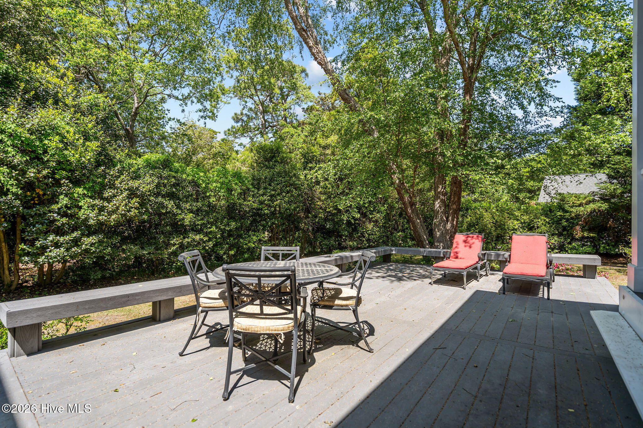 2112 Ascott Place Property Photo 47