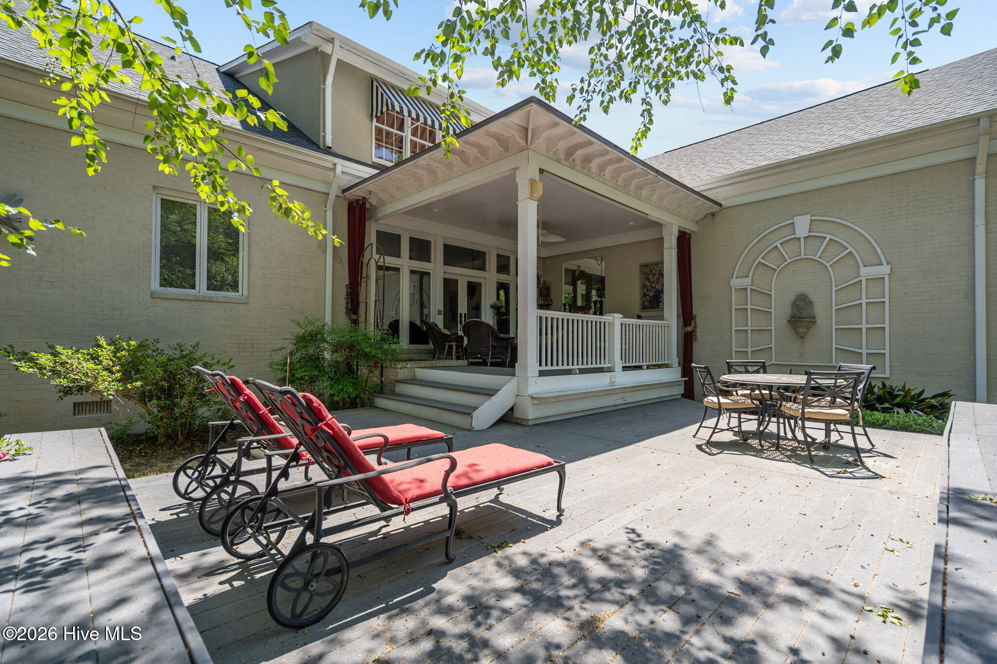 2112 Ascott Place Property Photo 48